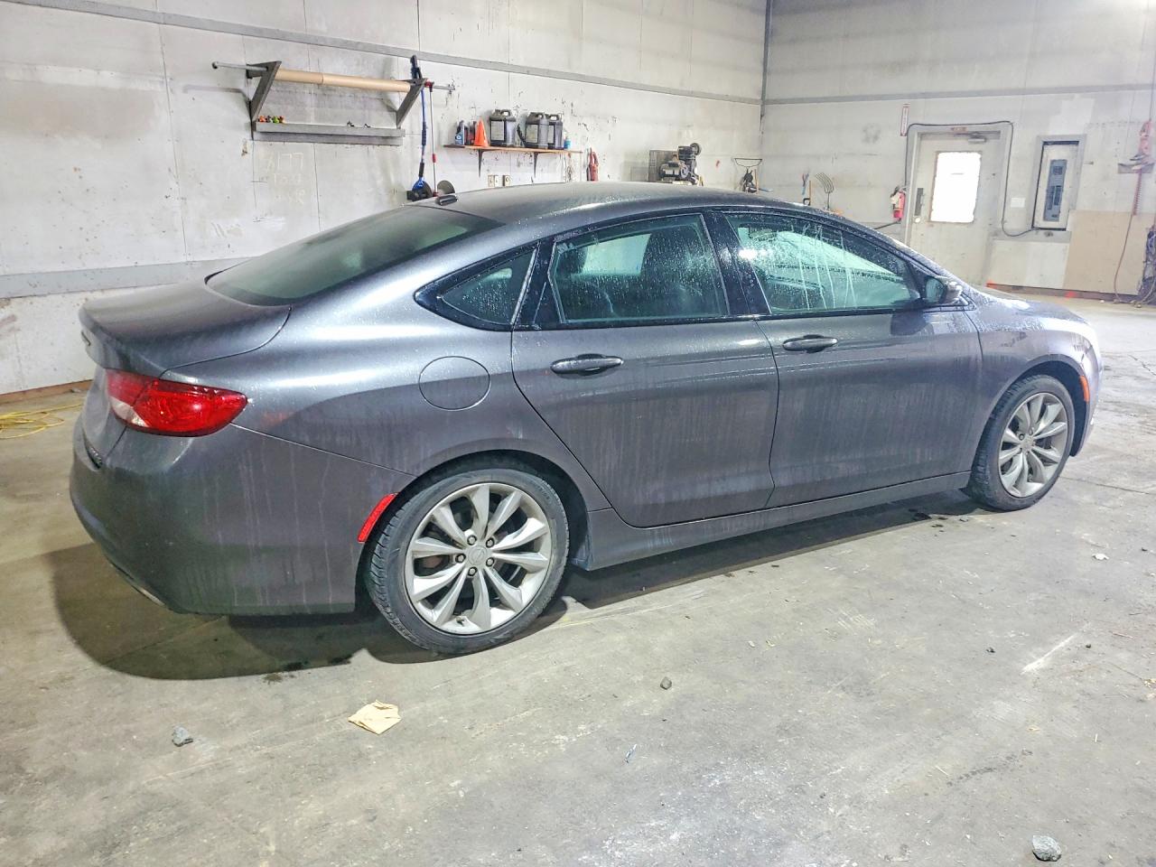 2015 Chrysler 200 S Gray vin: 1C3CCCBB1FN756795