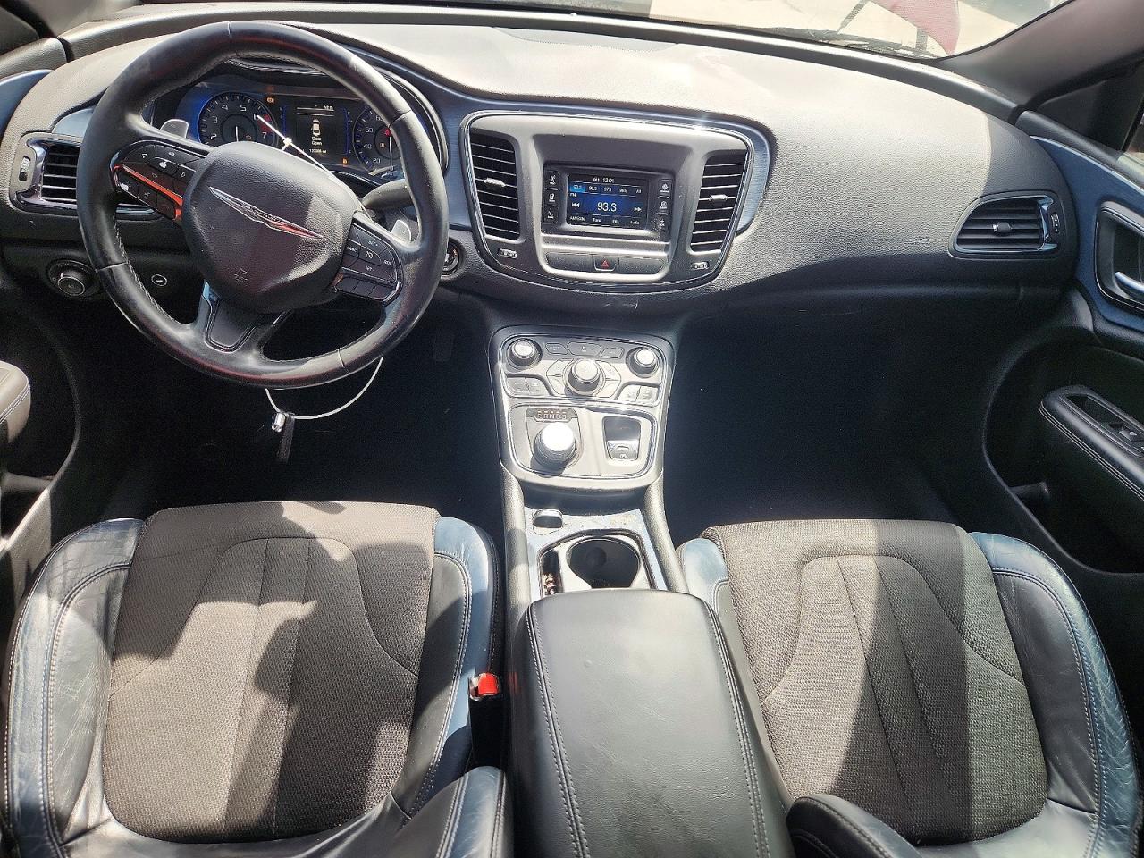 2015 Chrysler 200 S Maroon vin: 1C3CCCBB2FN585393