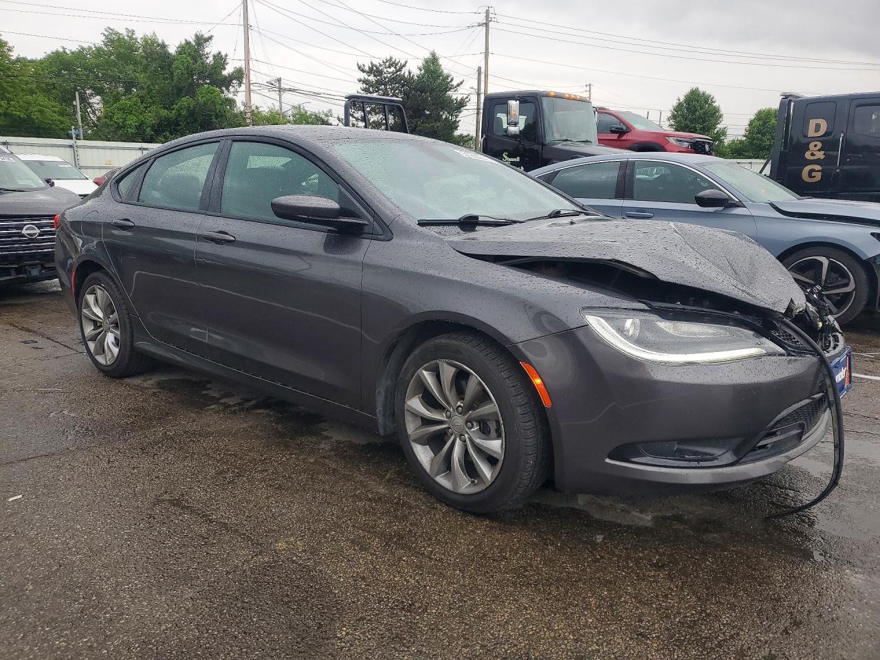 2015 Chrysler 200 S Gray vin: 1C3CCCBB2FN613032