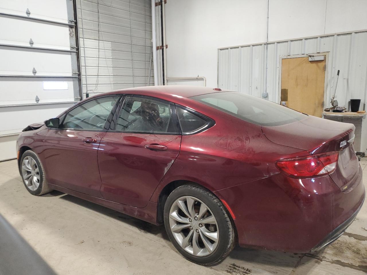 2015 Chrysler 200 S Burgundy vin: 1C3CCCBB2FN629473