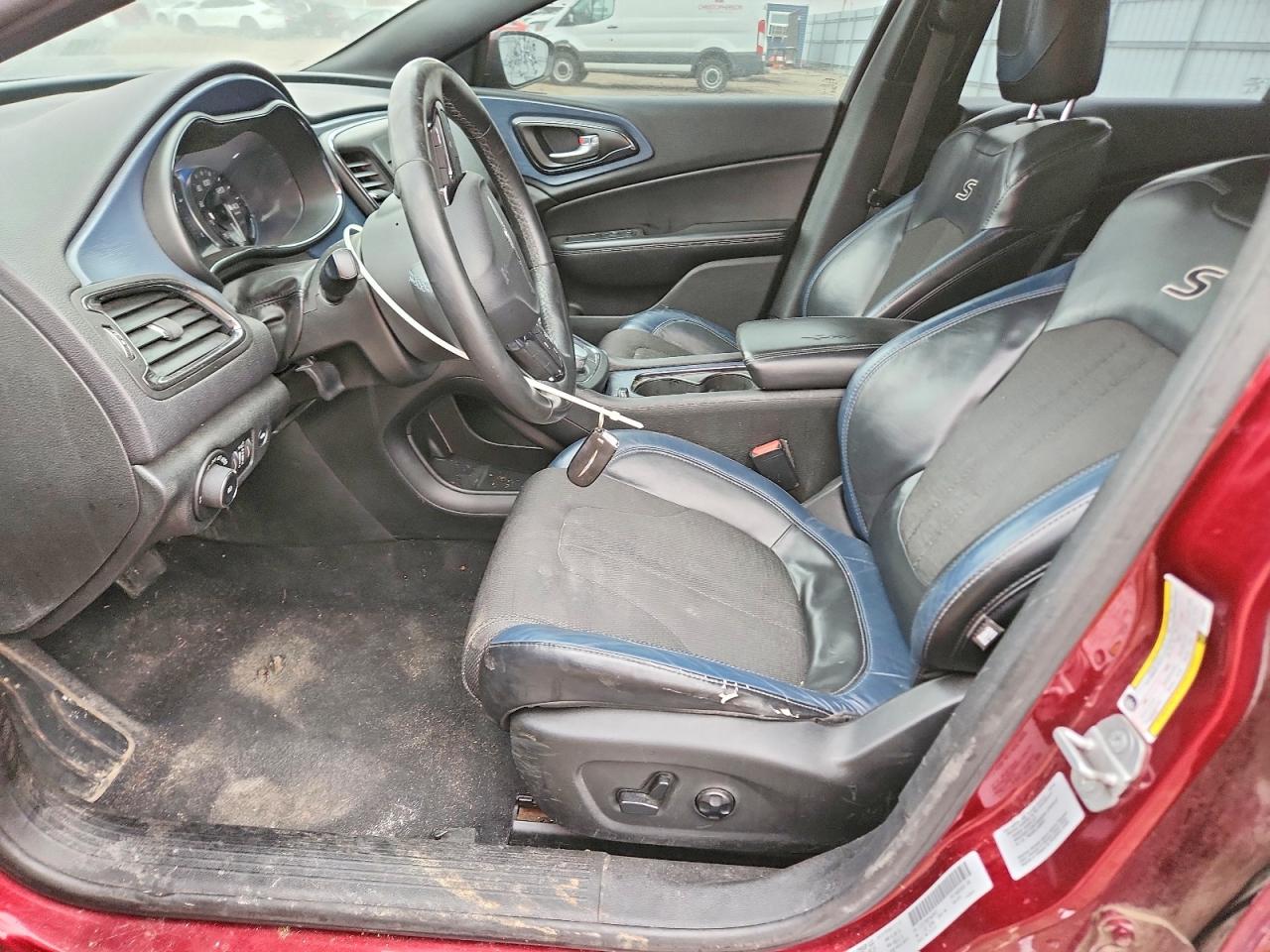 2015 Chrysler 200 S Maroon vin: 1C3CCCBB2FN629473