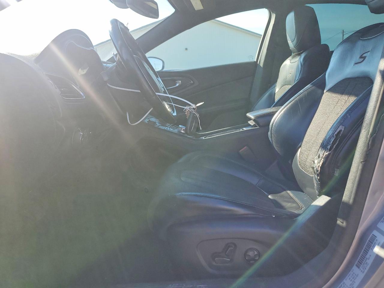 2015 Chrysler 200 S Silver vin: 1C3CCCBB3FN550569