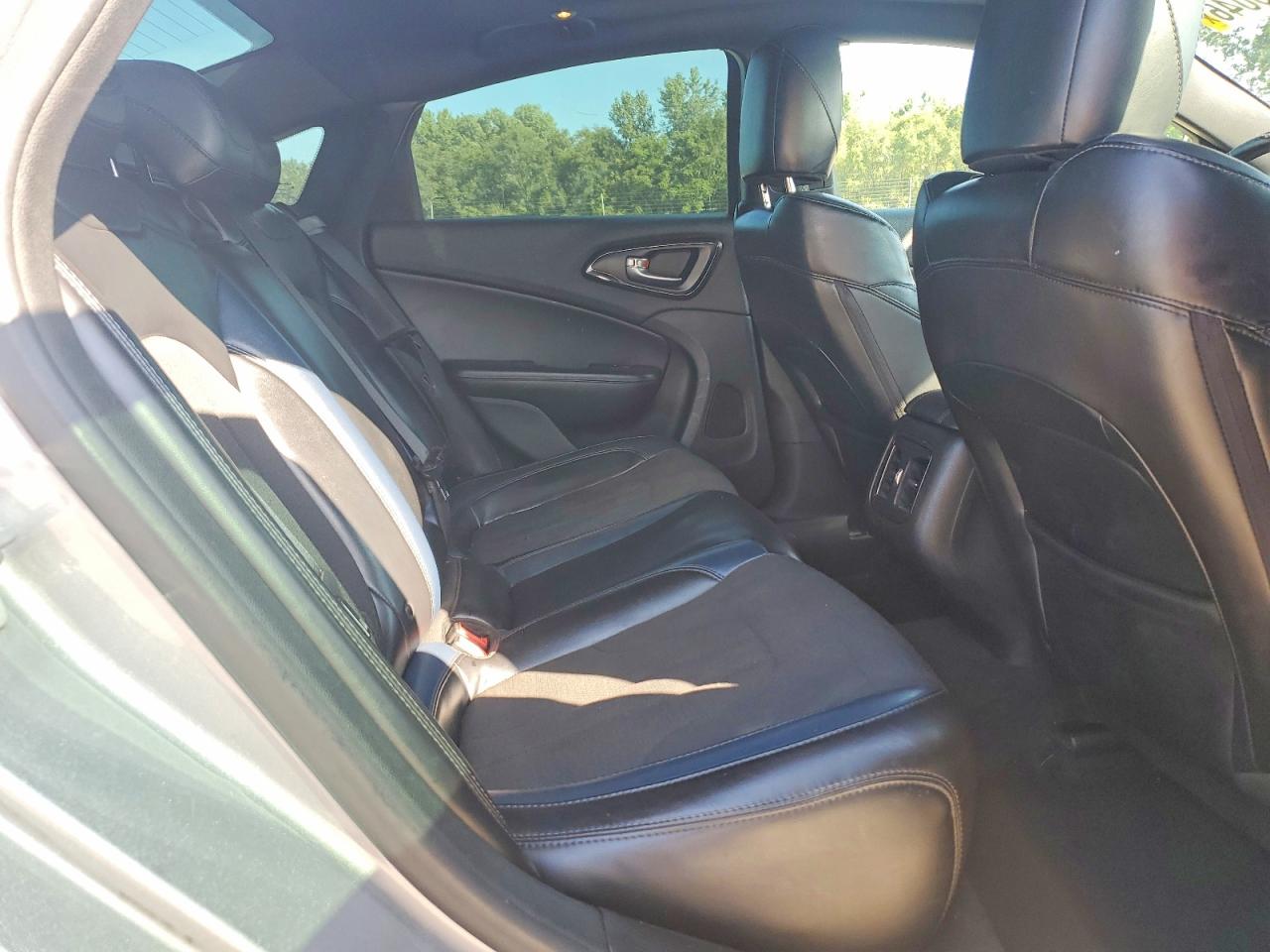 2015 Chrysler 200 S Silver vin: 1C3CCCBB3FN550569