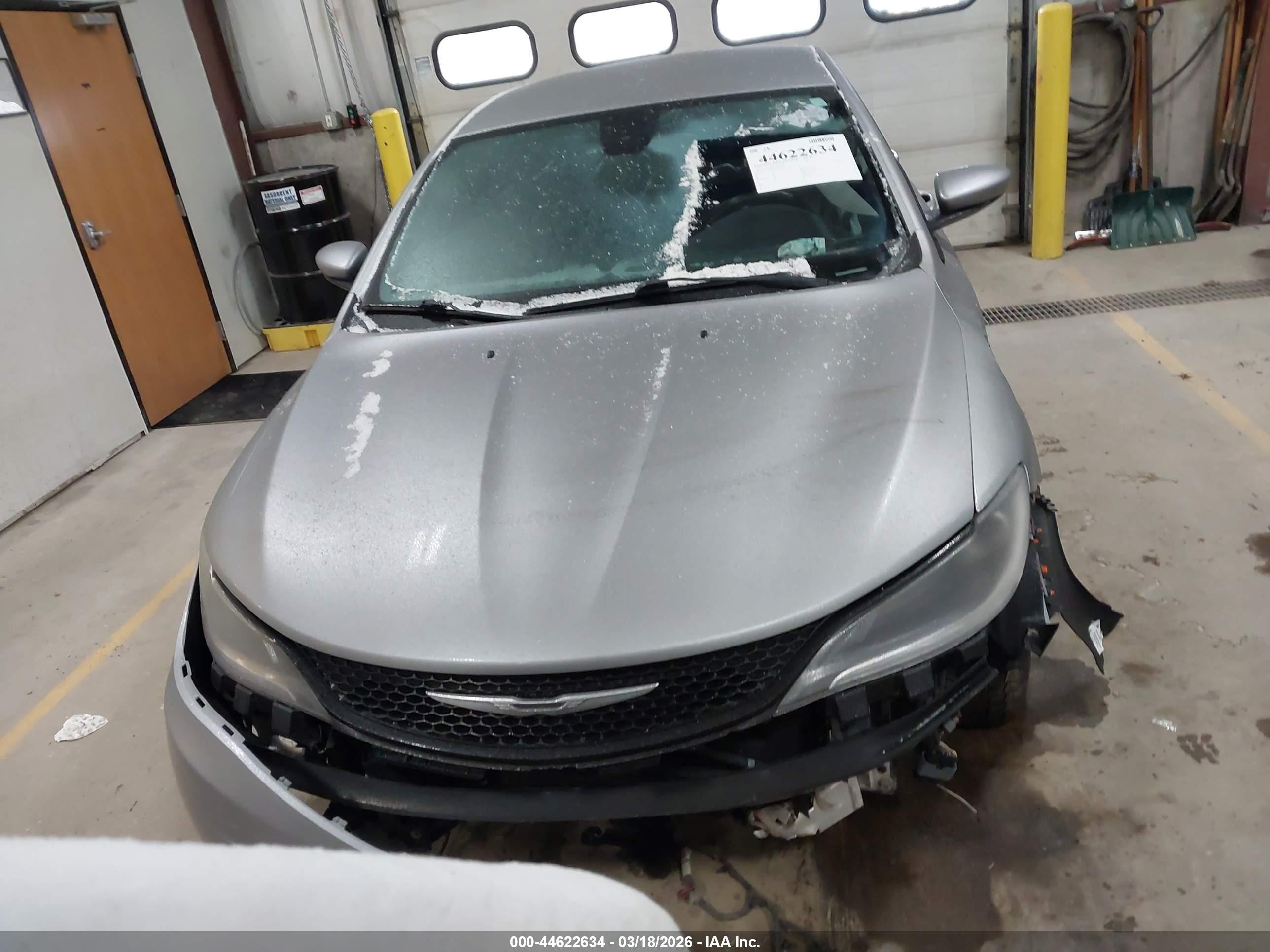 2015 Chrysler 200 S Silver vin: 1C3CCCBB3FN649523