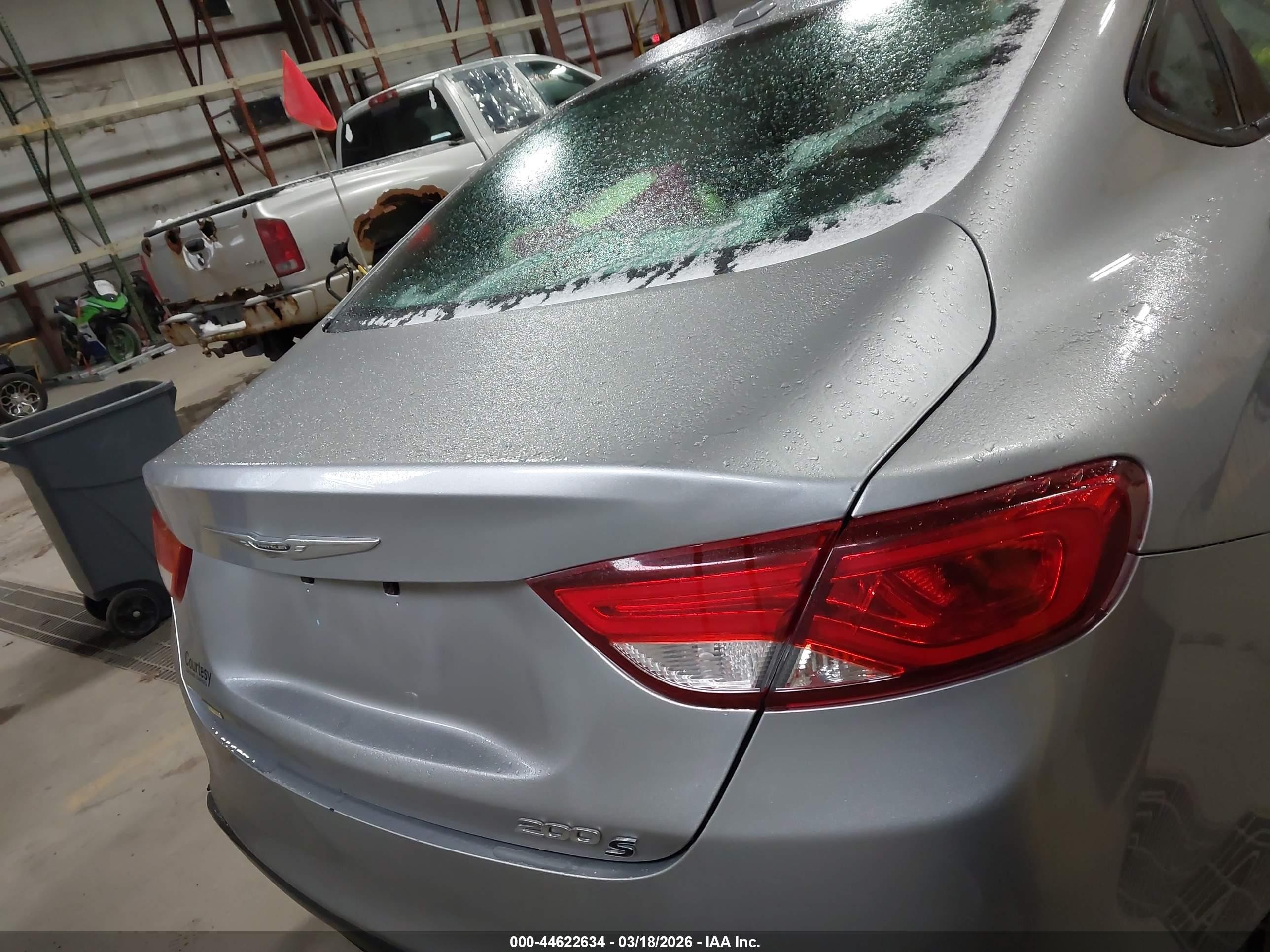 2015 Chrysler 200 S Silver vin: 1C3CCCBB3FN649523