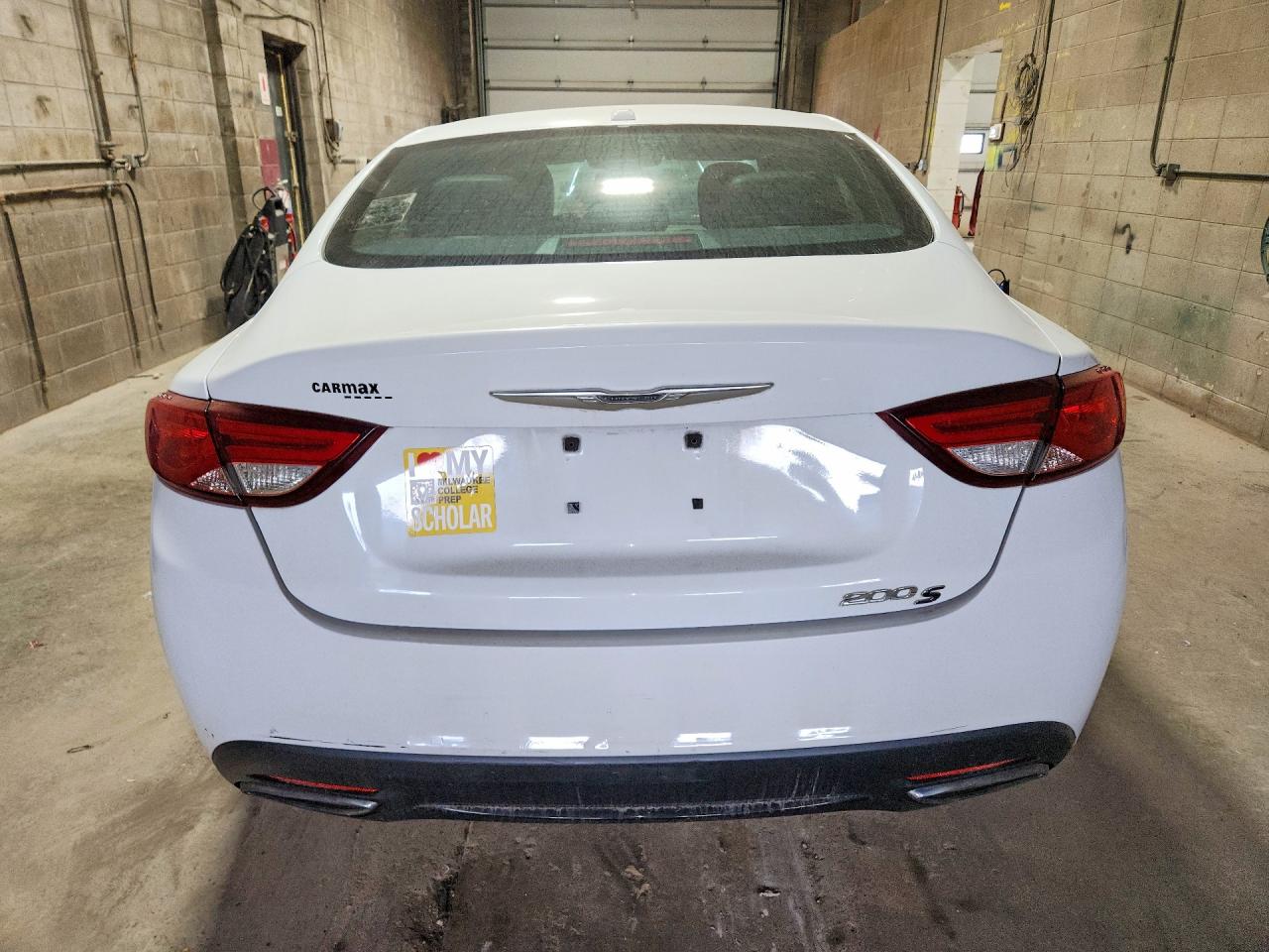 2015 Chrysler 200 S White vin: 1C3CCCBB4FN539578