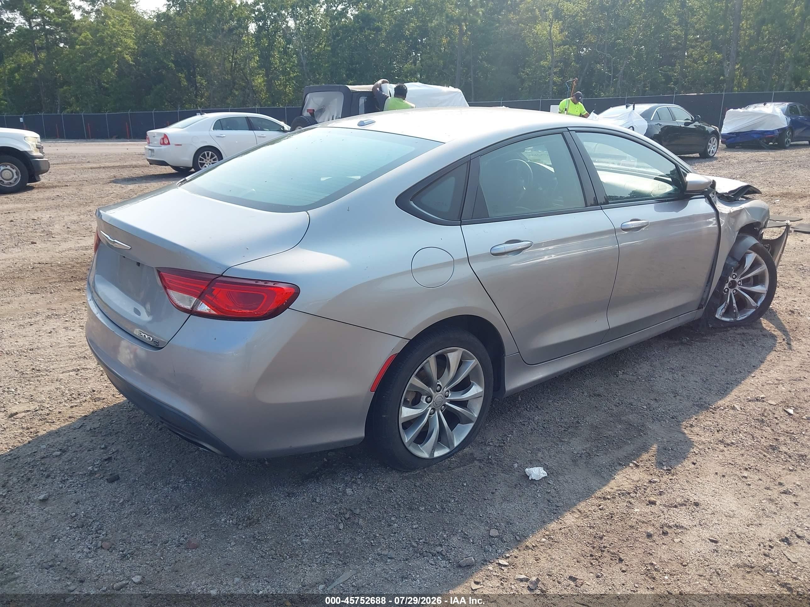 2015 Chrysler 200 S Серебряный vin: 1C3CCCBB4FN629376