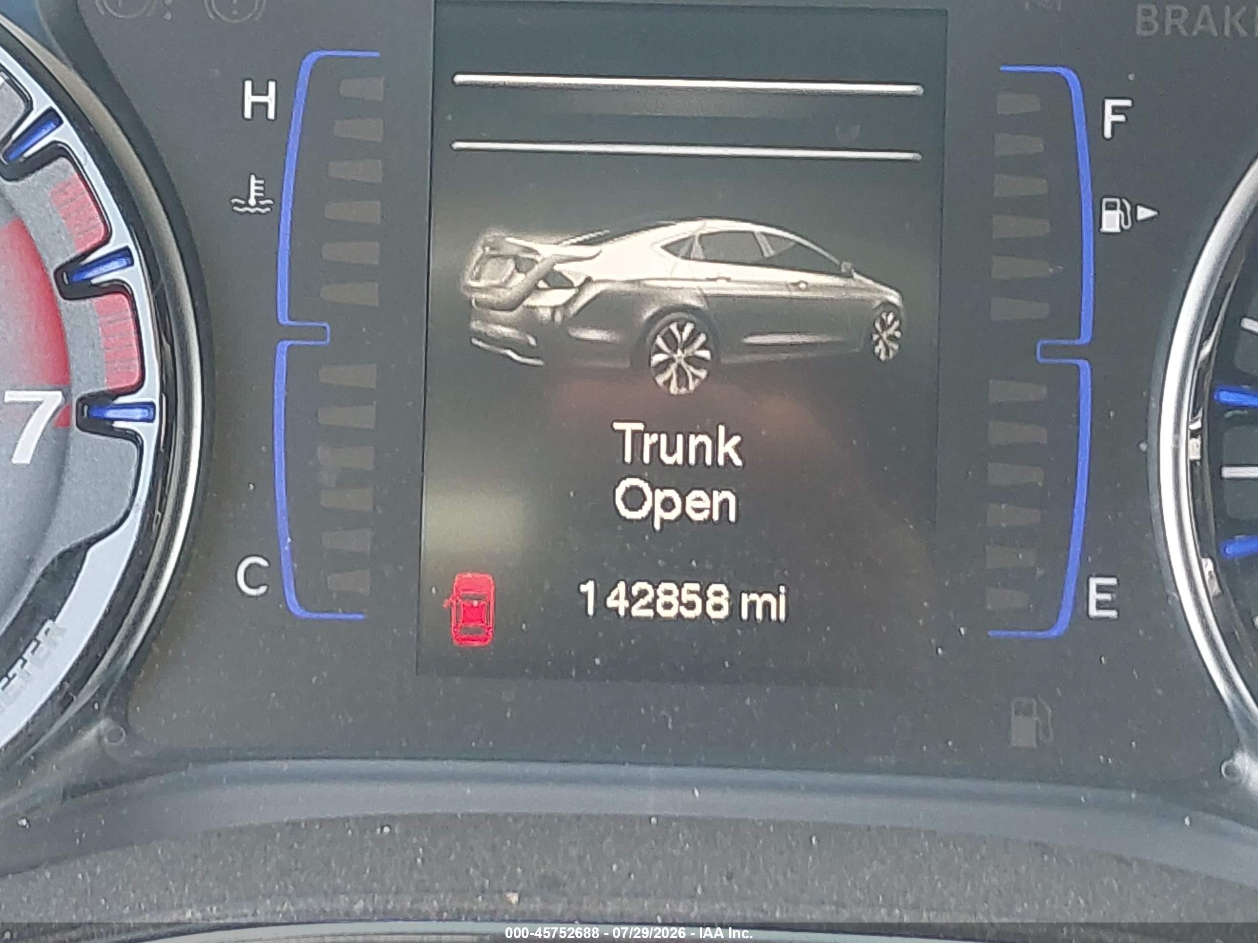 2015 Chrysler 200 S Серебряный vin: 1C3CCCBB4FN629376