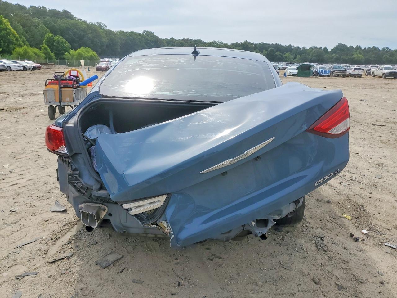 2015 Chrysler 200 S Blue vin: 1C3CCCBB4FN665178