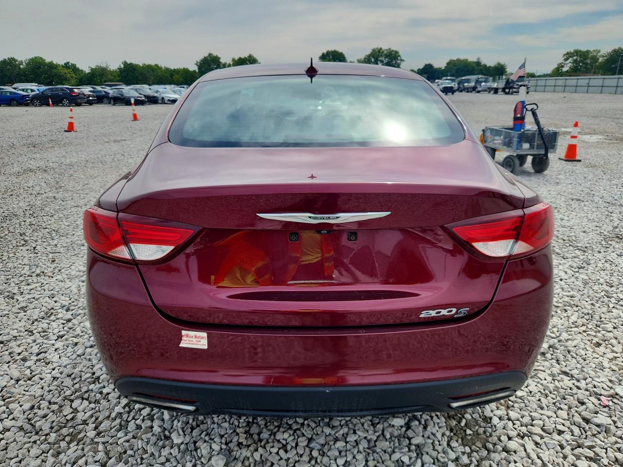 2015 Chrysler 200 S Burgundy vin: 1C3CCCBB4FN677539