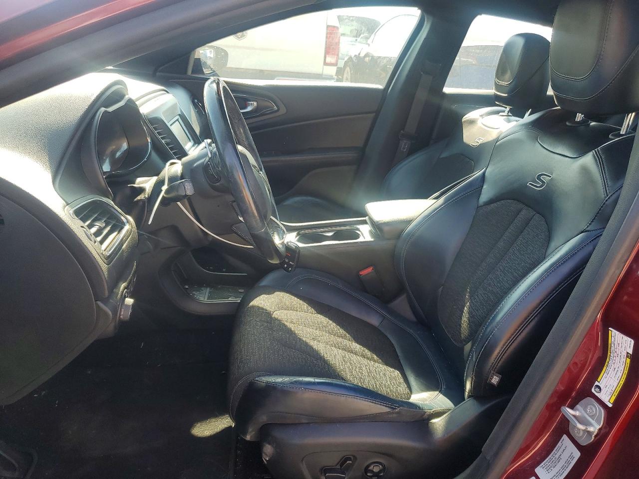2016 Chrysler 200 S Maroon vin: 1C3CCCBB4GN124150