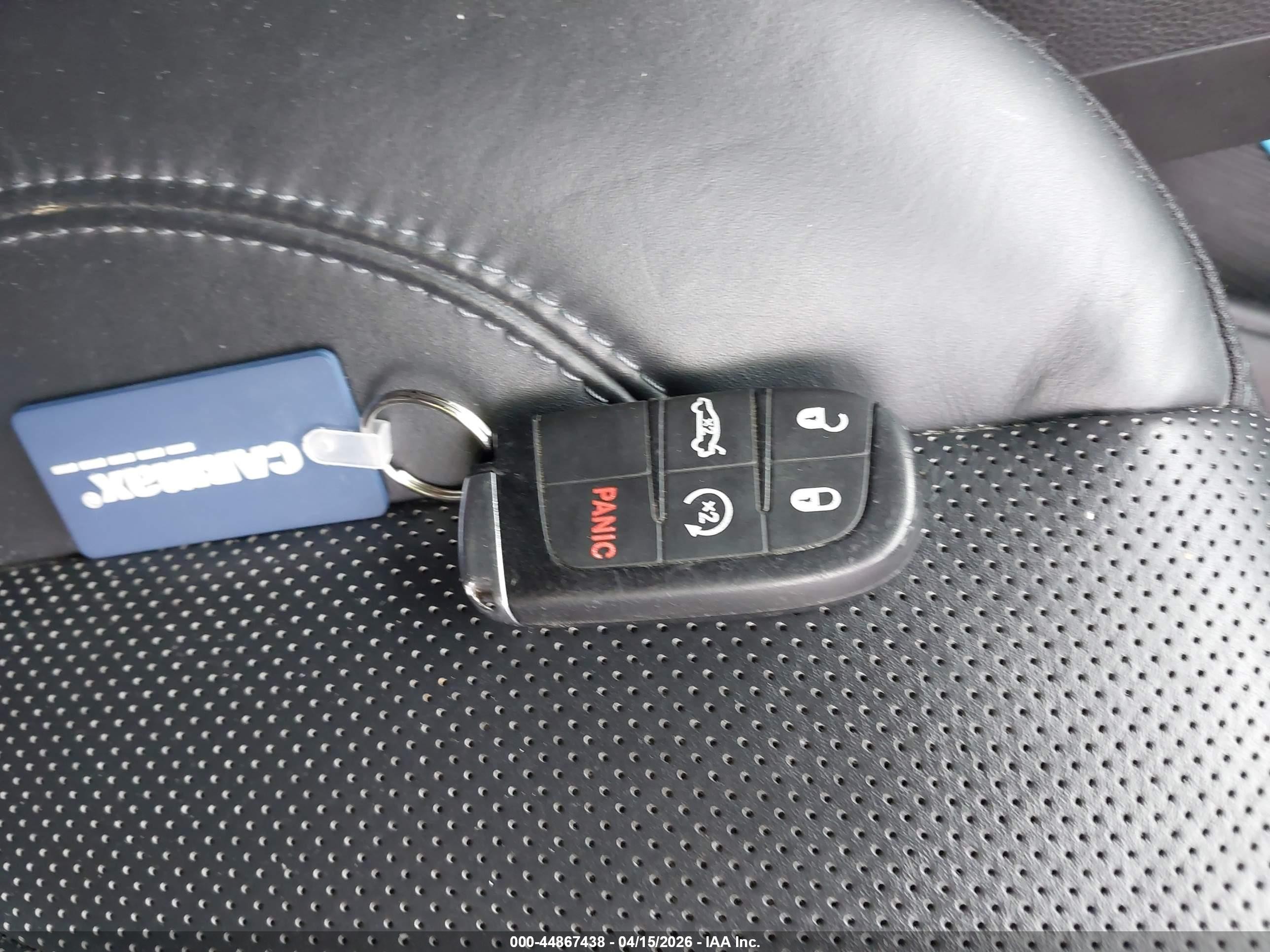 2015 Chrysler 200 S Белый vin: 1C3CCCBB5FN614742