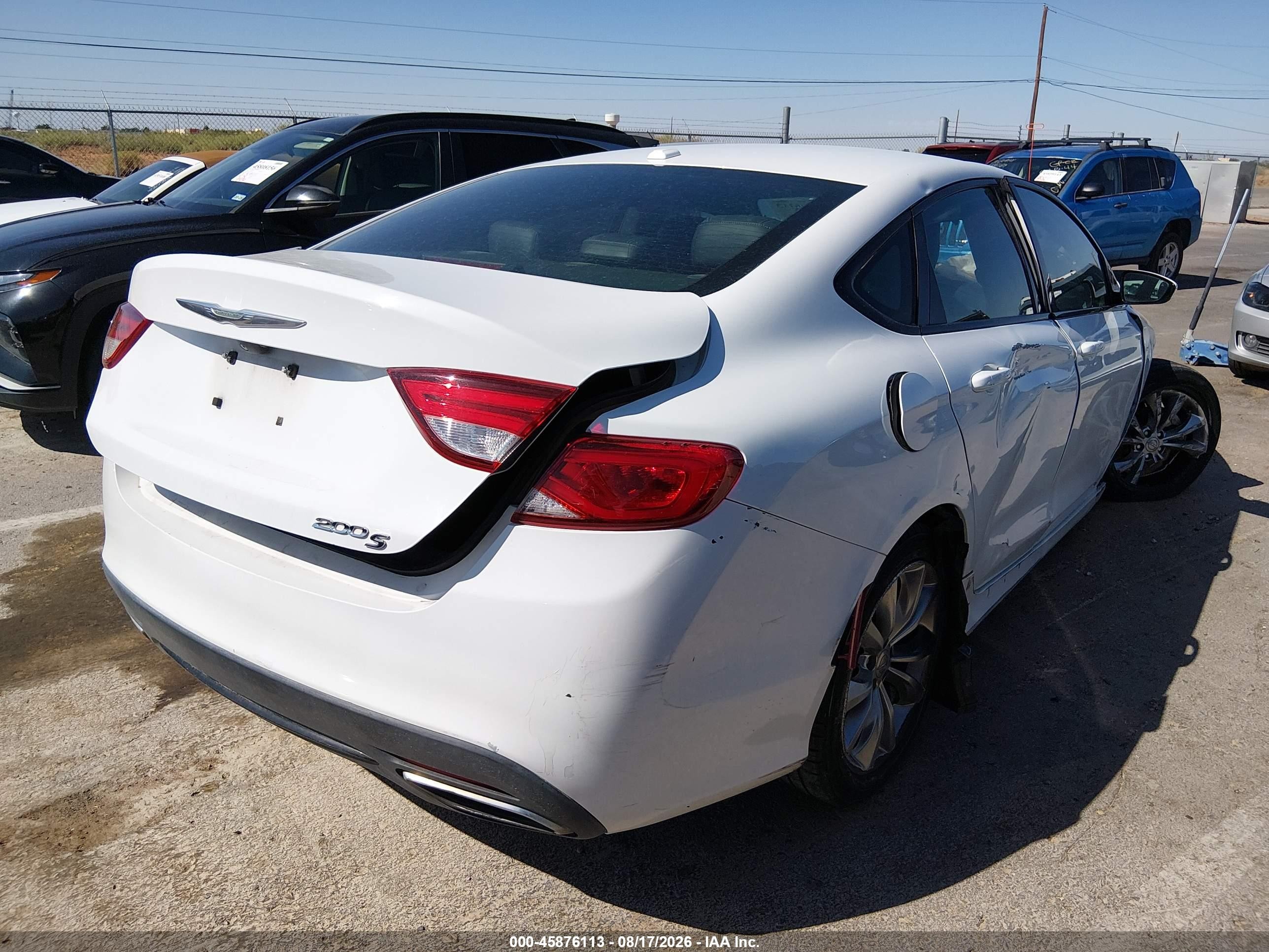 2015 Chrysler 200 S White vin: 1C3CCCBB5FN634439