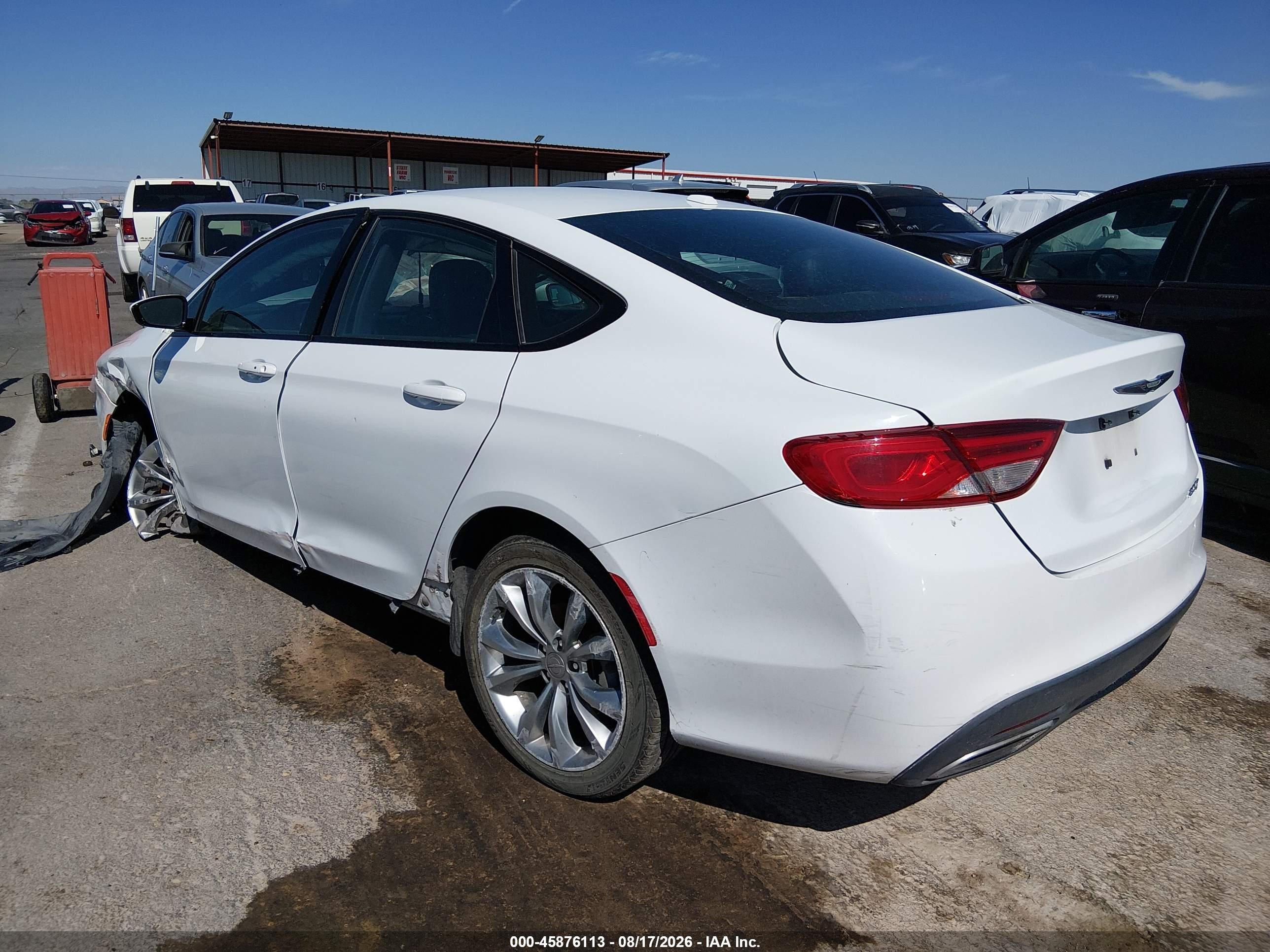 2015 Chrysler 200 S White vin: 1C3CCCBB5FN634439