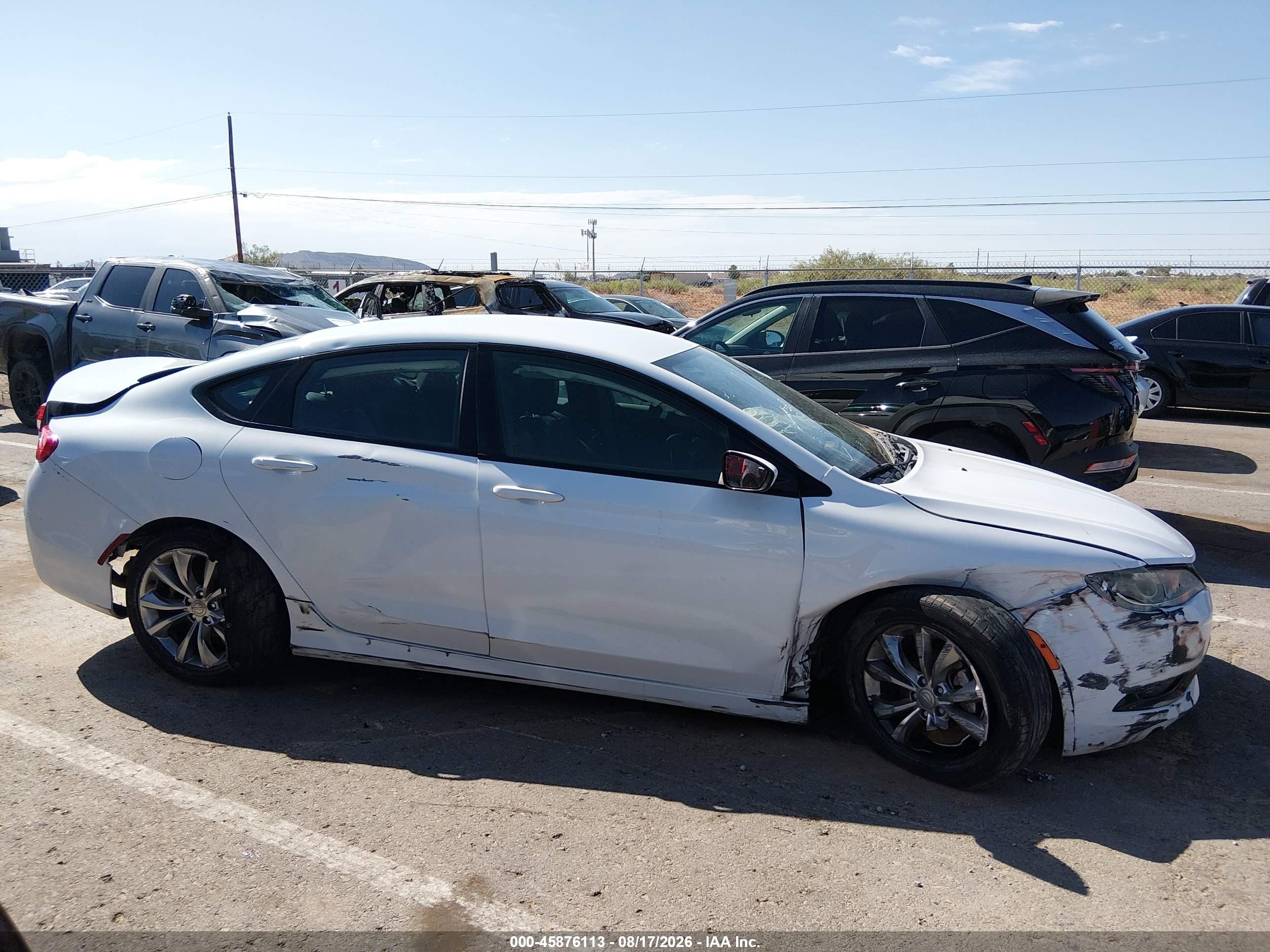 2015 Chrysler 200 S White vin: 1C3CCCBB5FN634439