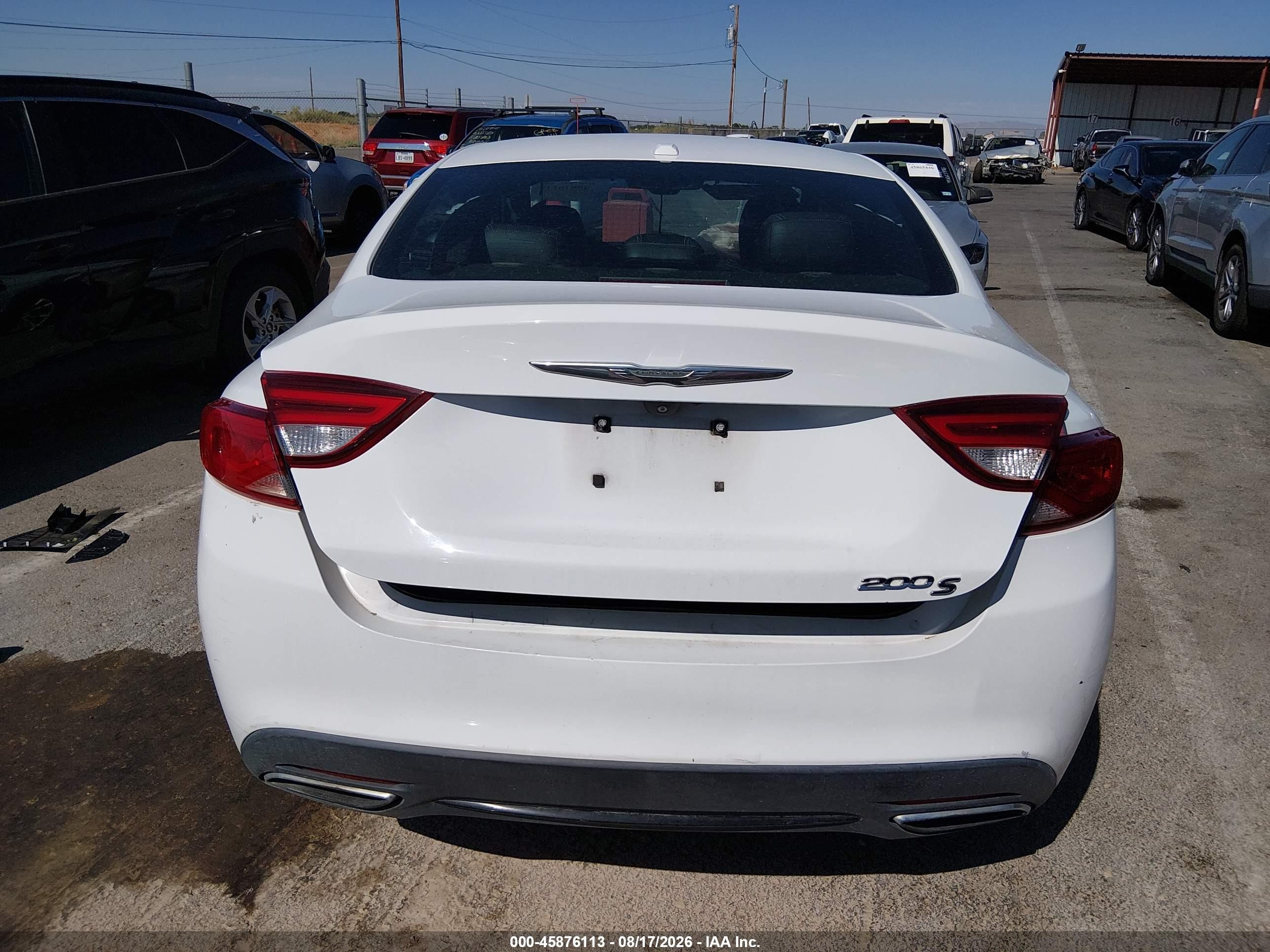 2015 Chrysler 200 S White vin: 1C3CCCBB5FN634439