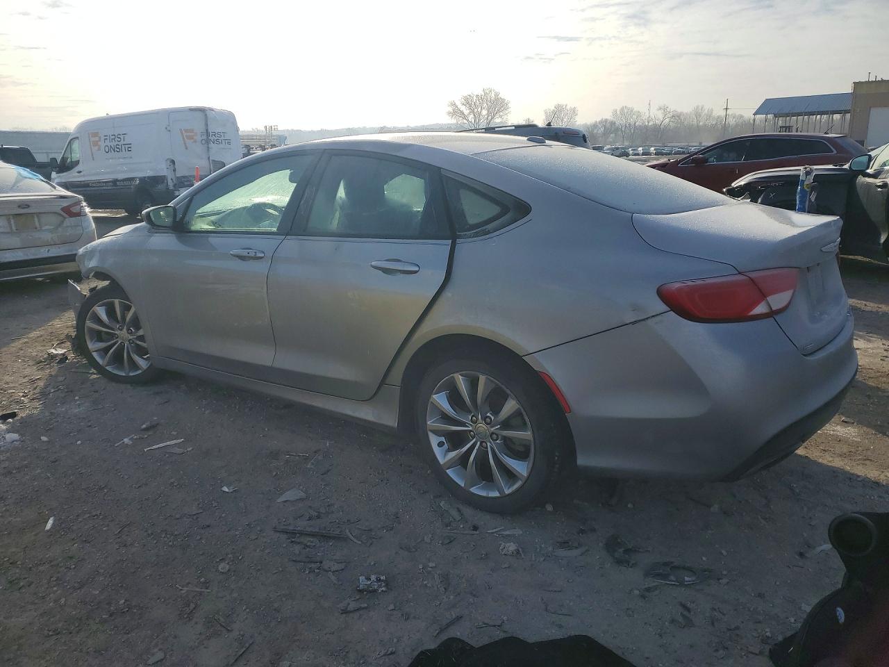 2015 Chrysler 200 S Silver vin: 1C3CCCBB5FN669711