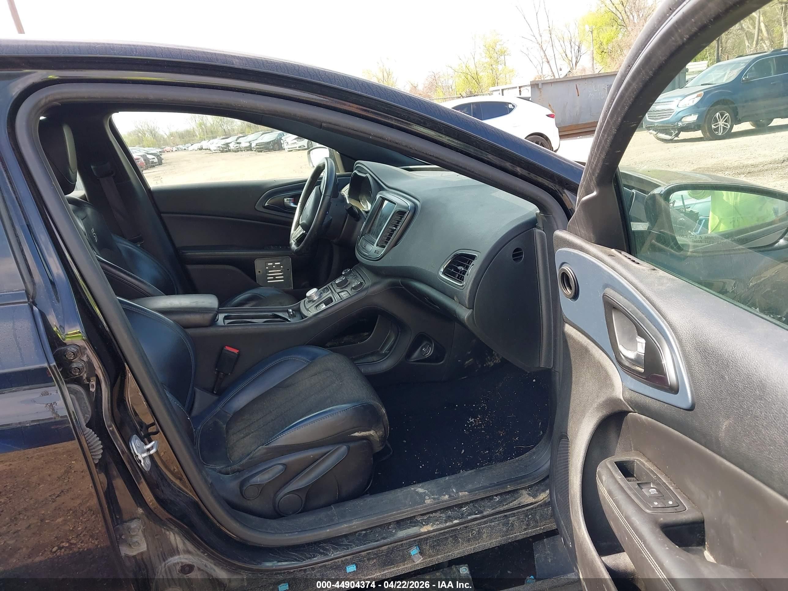 2015 Chrysler 200 S Black vin: 1C3CCCBB5FN752894