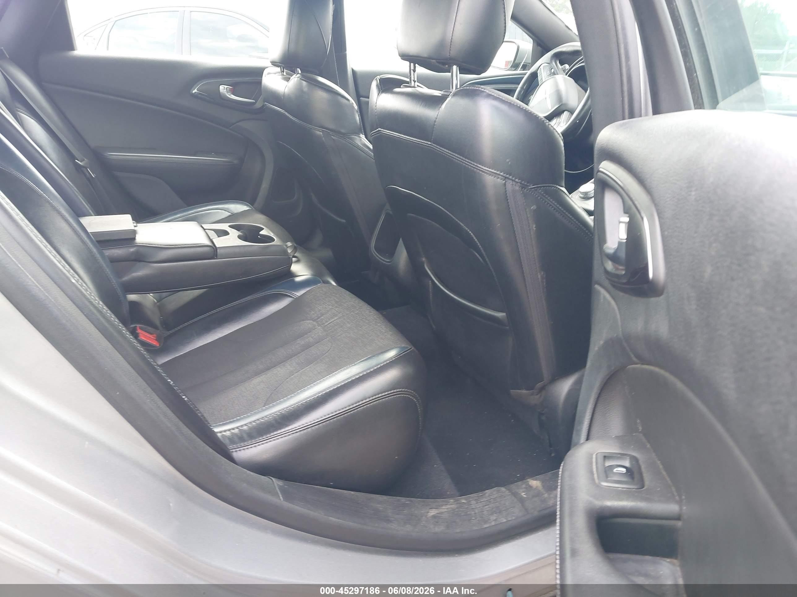 2015 Chrysler 200 S Gray vin: 1C3CCCBB6FN535550