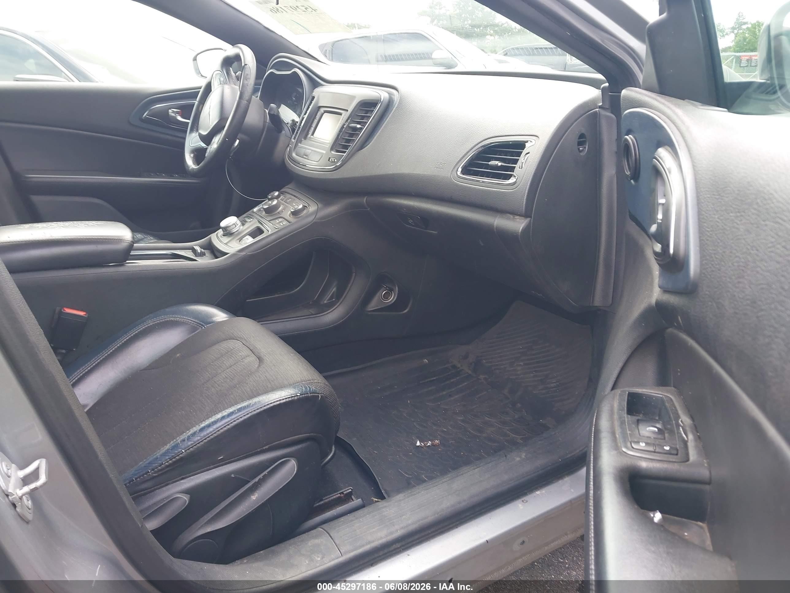 2015 Chrysler 200 S Gray vin: 1C3CCCBB6FN535550