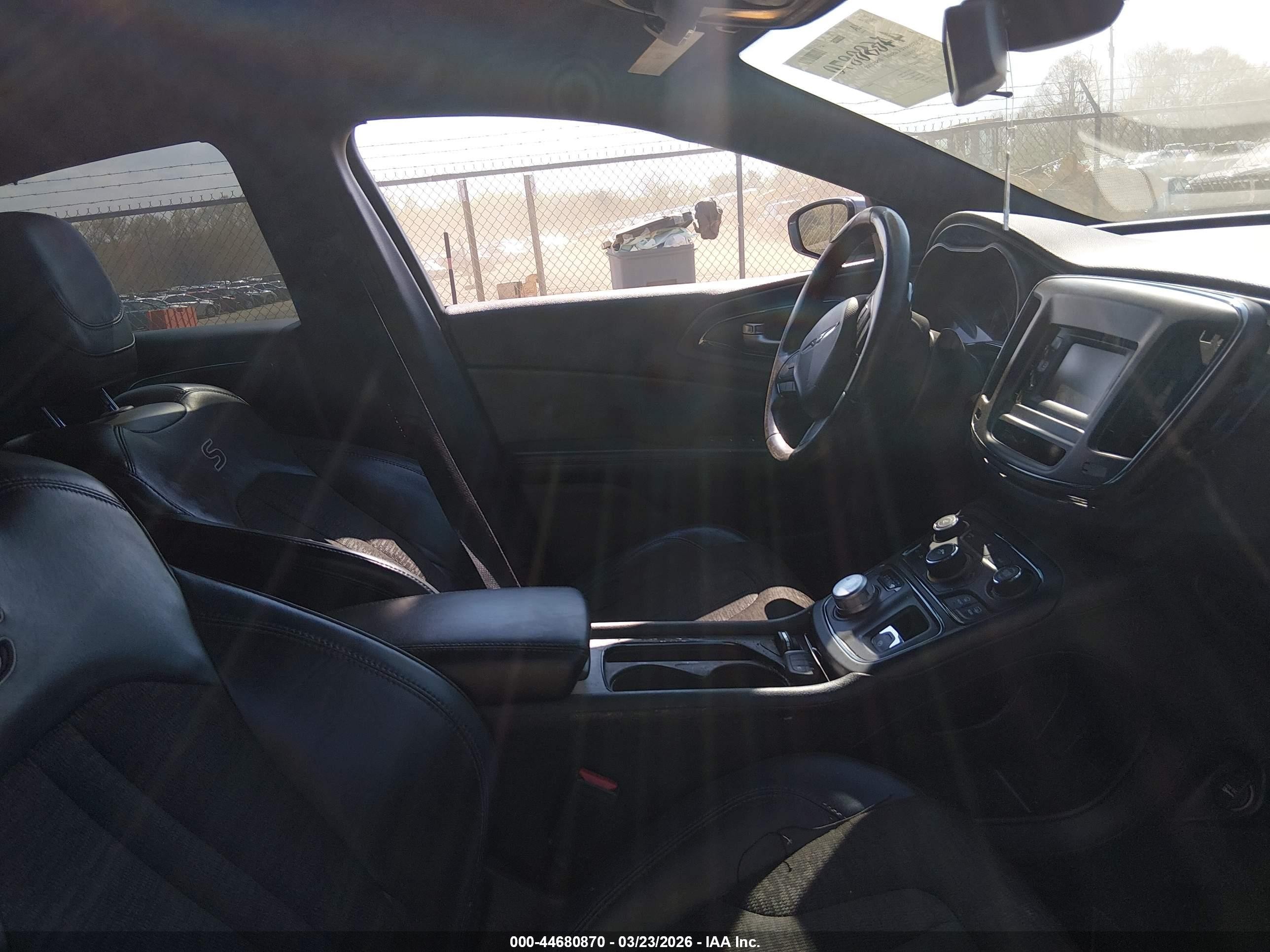 2015 Chrysler 200 S Silver vin: 1C3CCCBB6FN696481