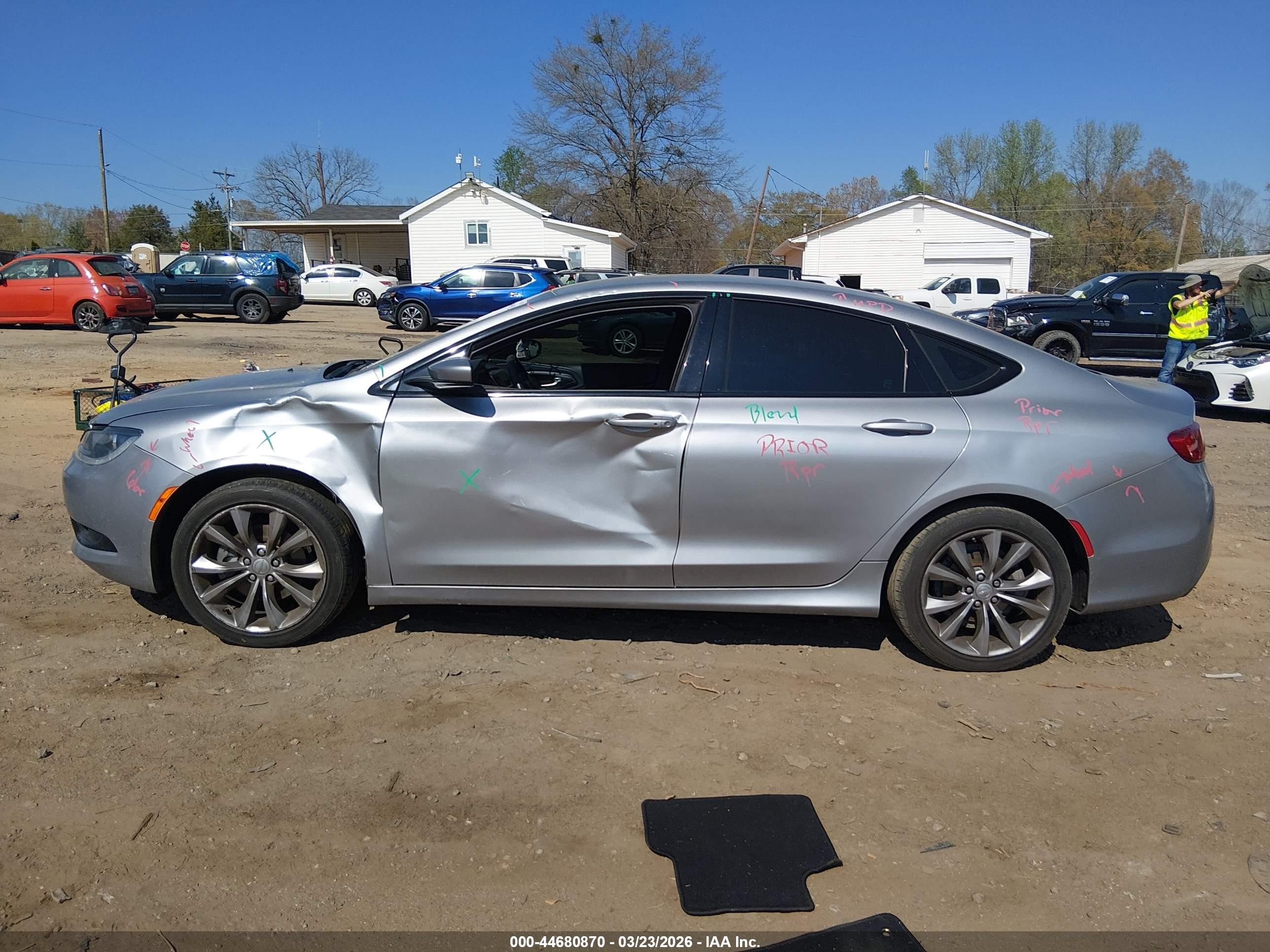 2015 Chrysler 200 S Silver vin: 1C3CCCBB6FN696481