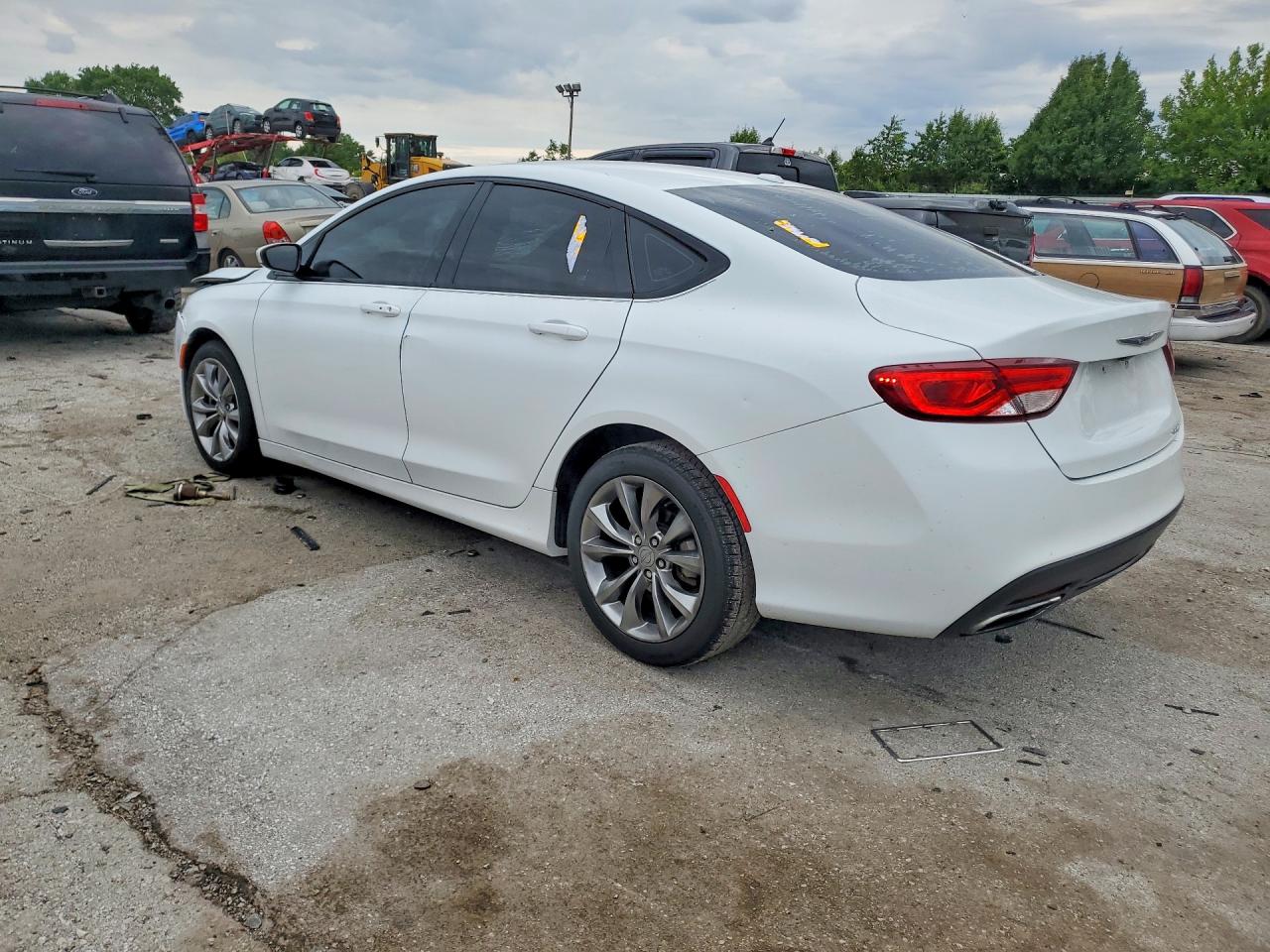 2015 Chrysler 200 S Белый vin: 1C3CCCBB7FN547089