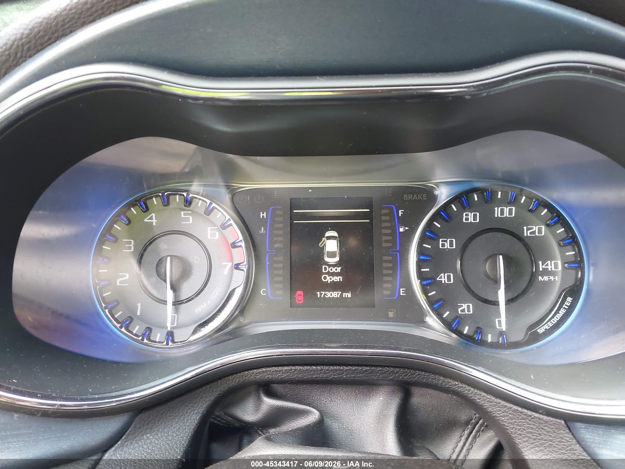 2015 Chrysler 200 S White vin: 1C3CCCBB7FN559954