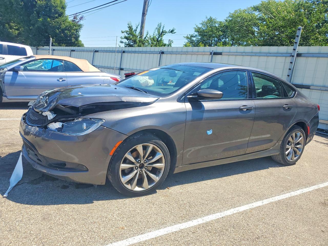2015 Chrysler 200 S Черный vin: 1C3CCCBB7FN566130