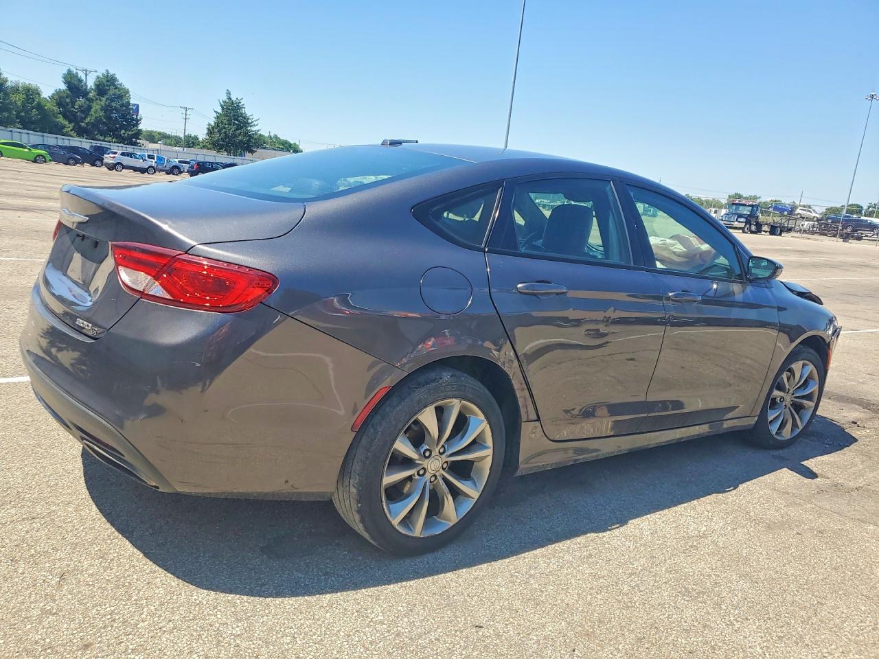 2015 Chrysler 200 S Черный vin: 1C3CCCBB7FN566130
