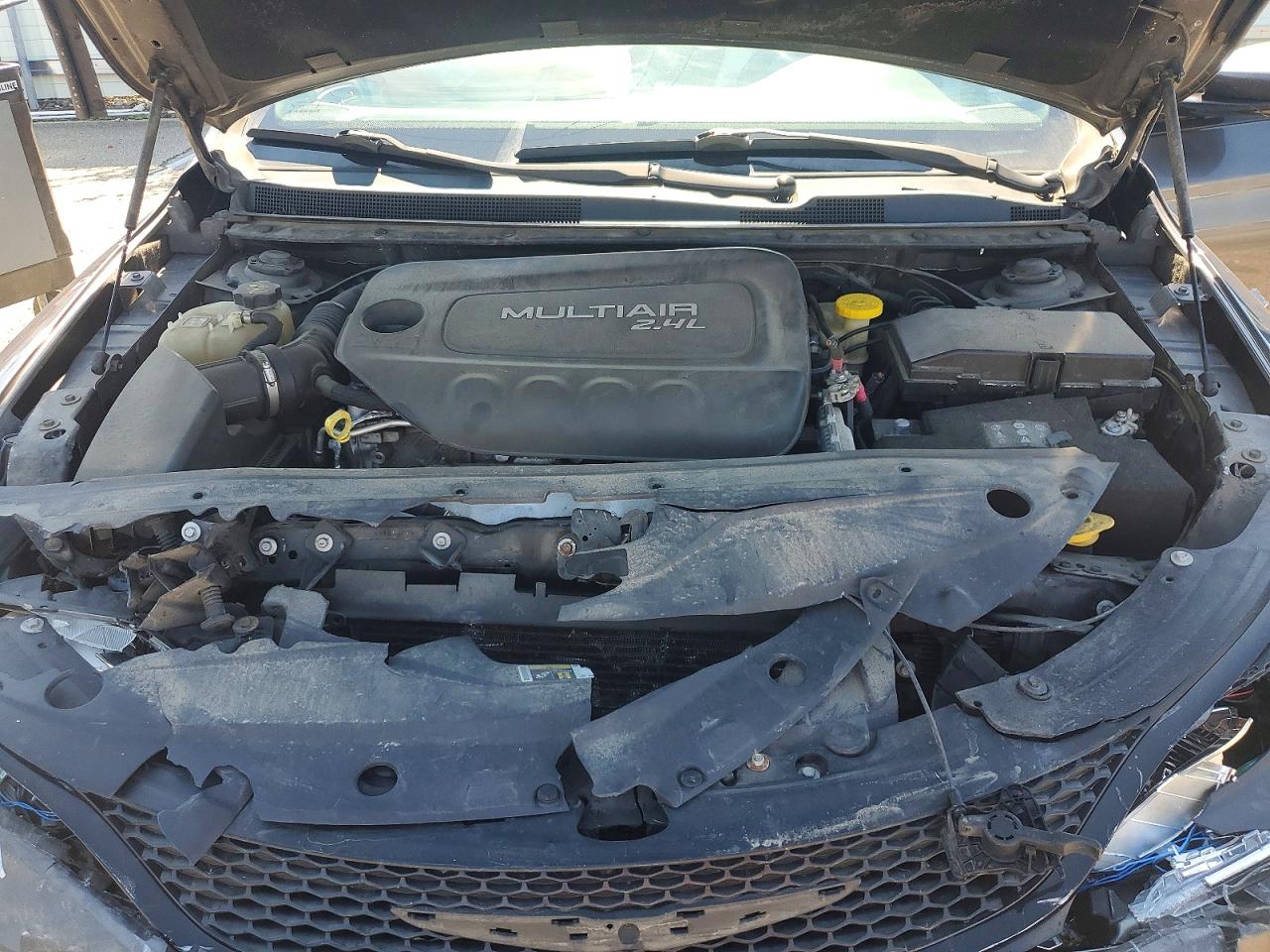 2015 Chrysler 200 S Черный vin: 1C3CCCBB7FN566130