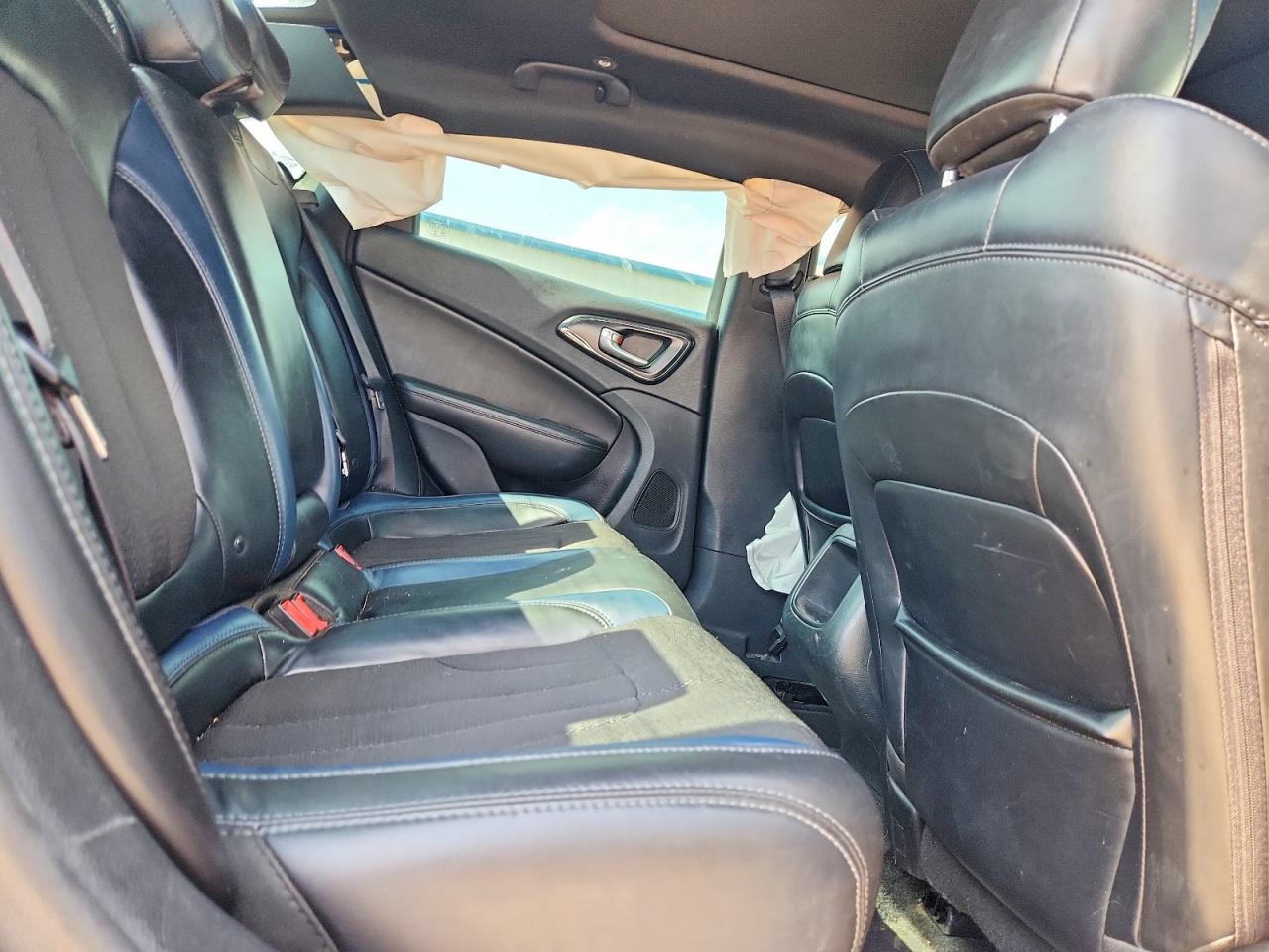2015 Chrysler 200 S Blue vin: 1C3CCCBB7FN715572