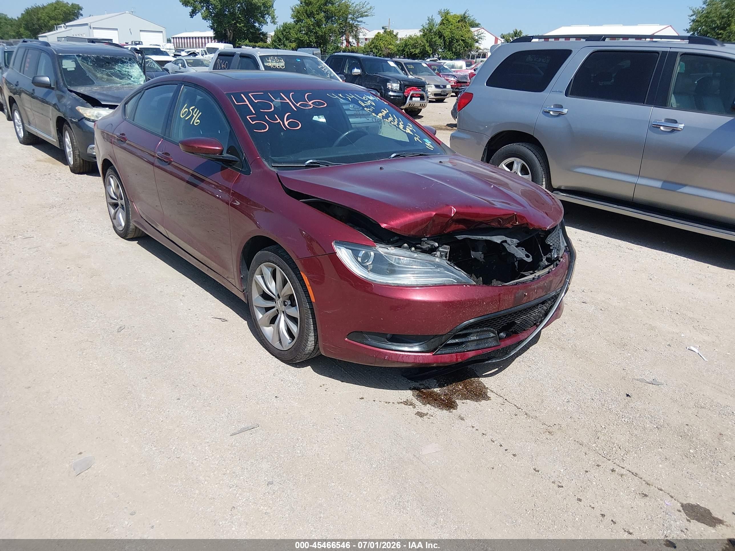 2015 Chrysler 200 S Red vin: 1C3CCCBB7FN749155