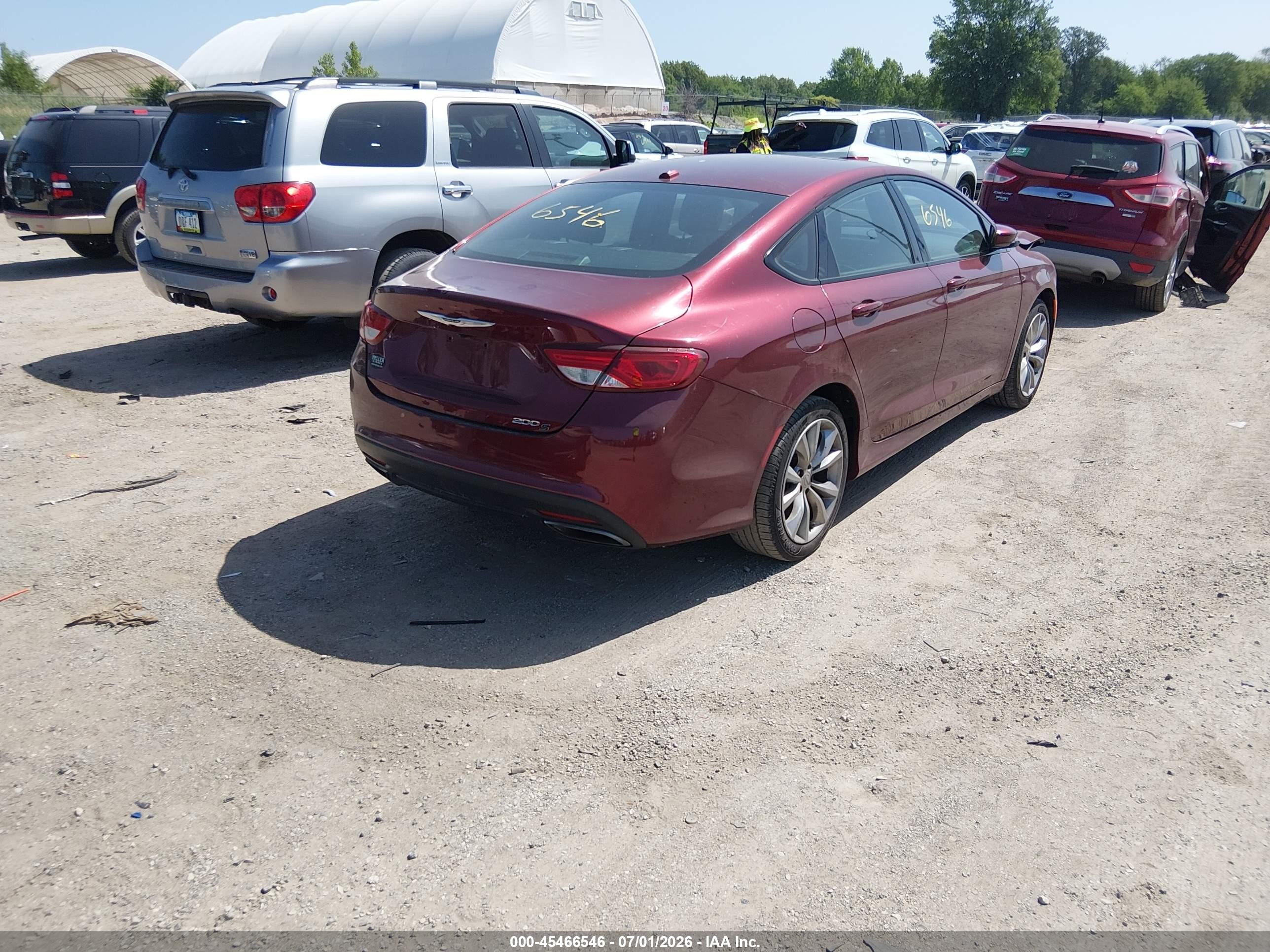 2015 Chrysler 200 S Red vin: 1C3CCCBB7FN749155