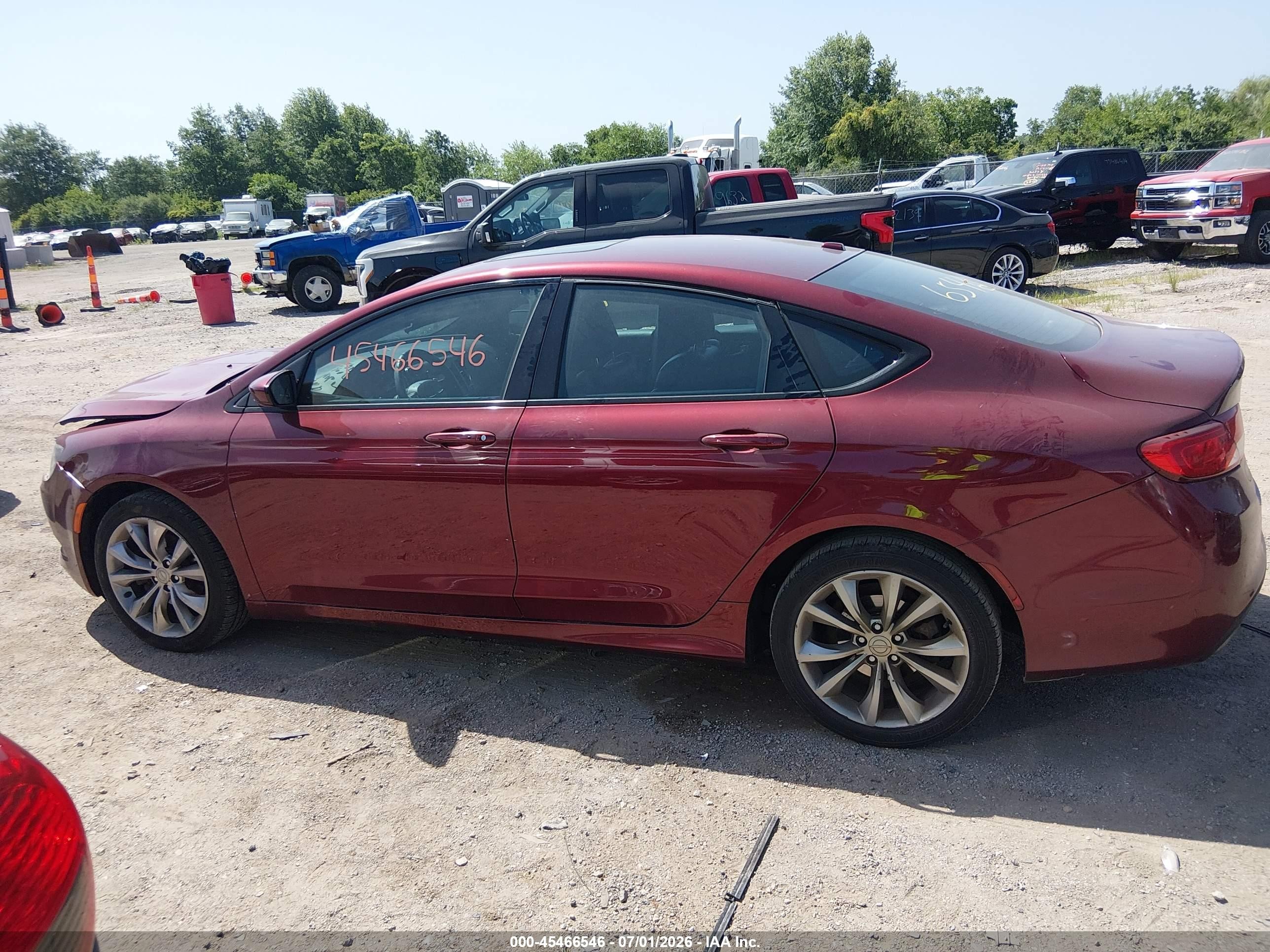 2015 Chrysler 200 S Red vin: 1C3CCCBB7FN749155