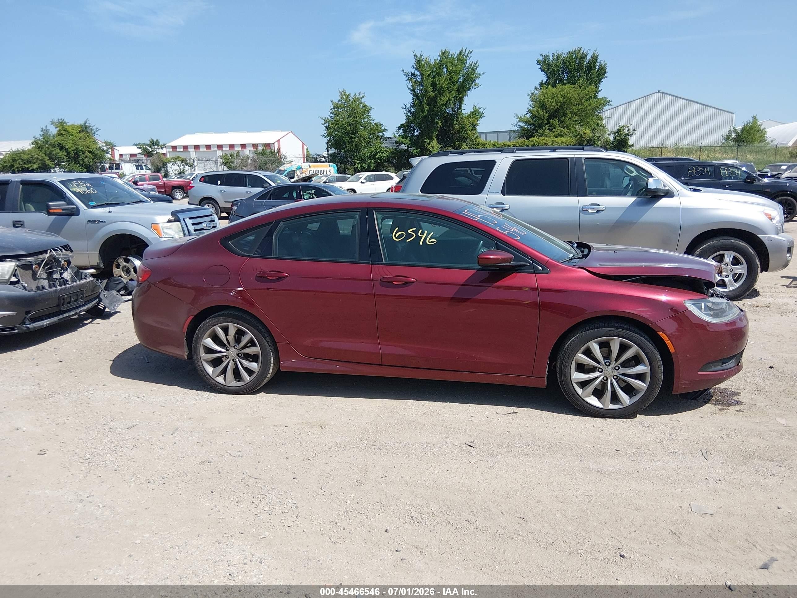 2015 Chrysler 200 S Red vin: 1C3CCCBB7FN749155