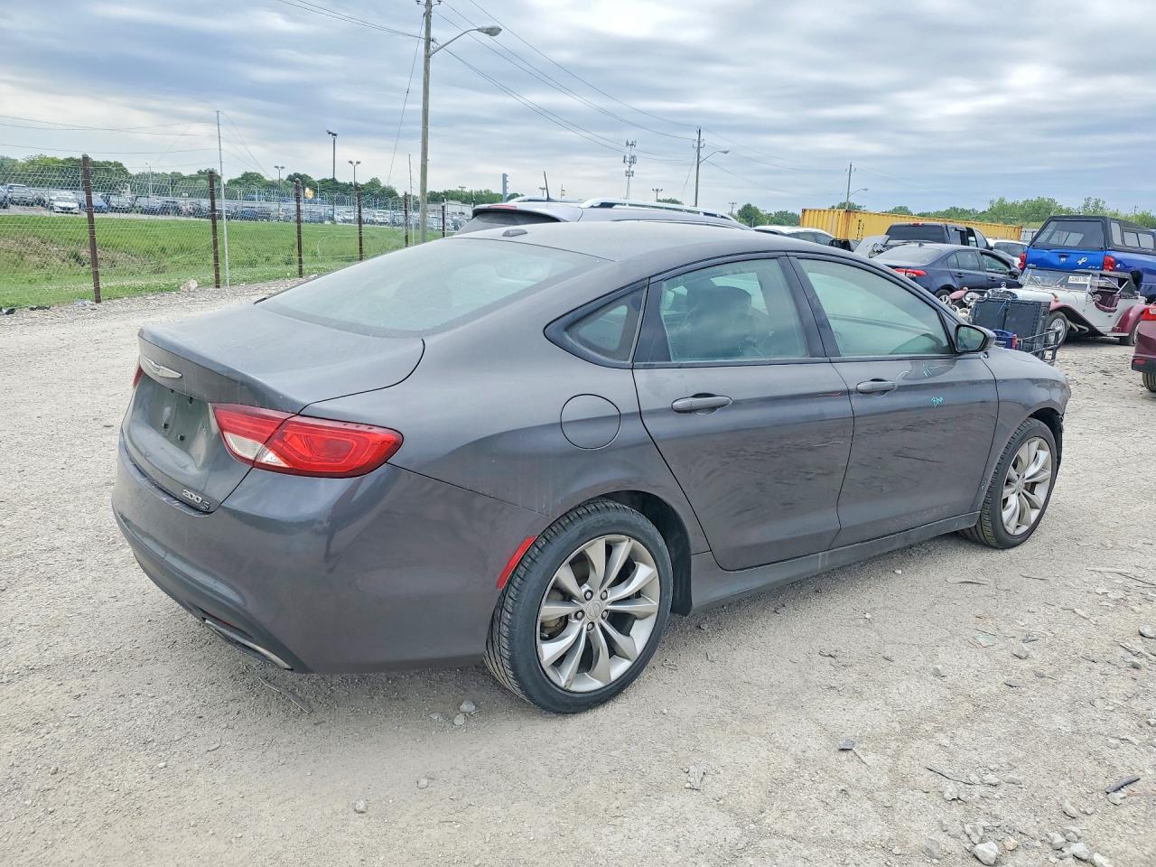 2015 Chrysler 200 S Gray vin: 1C3CCCBB7FN749172