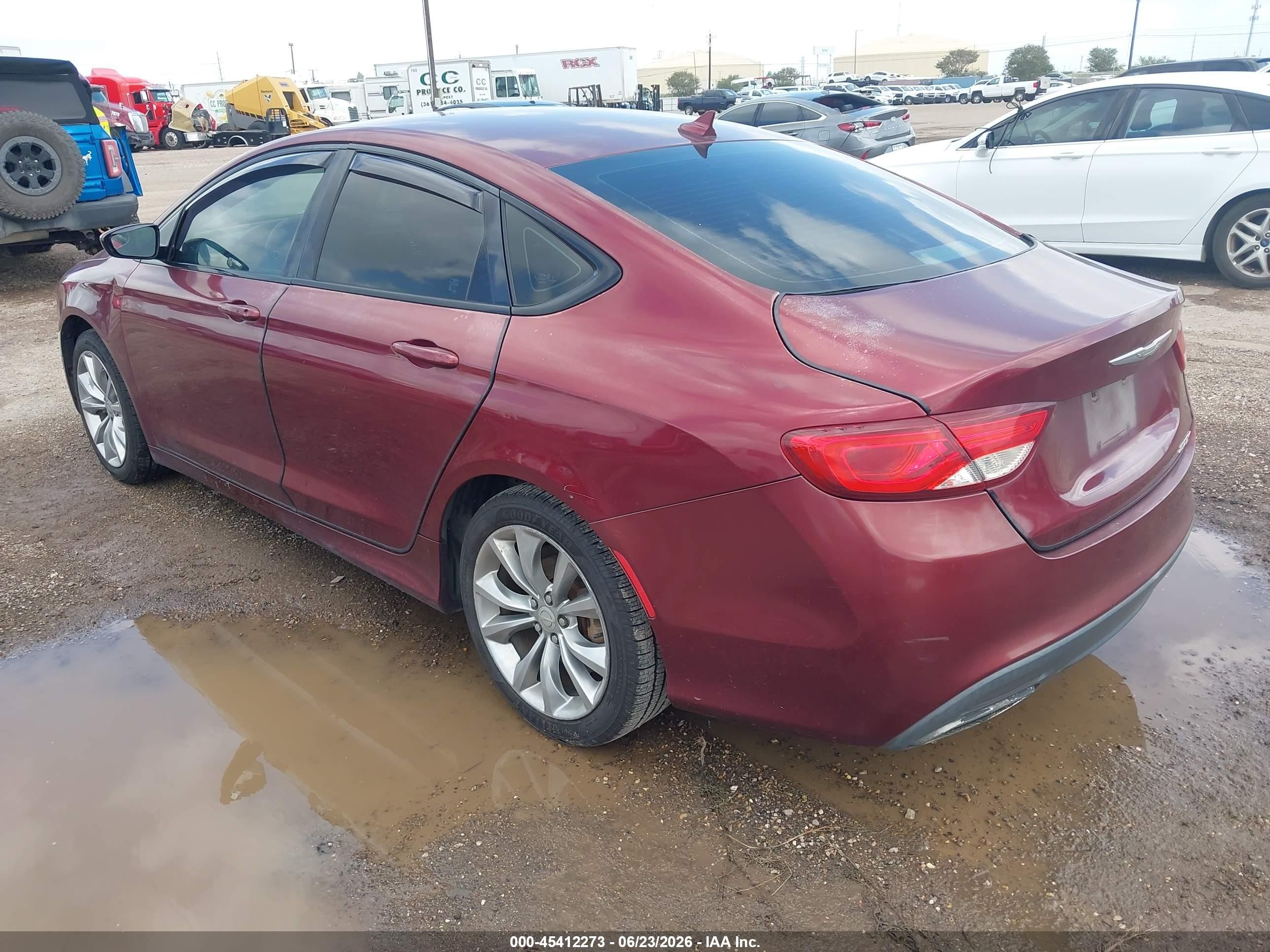 2015 Chrysler 200 S Maroon vin: 1C3CCCBB8FN654054