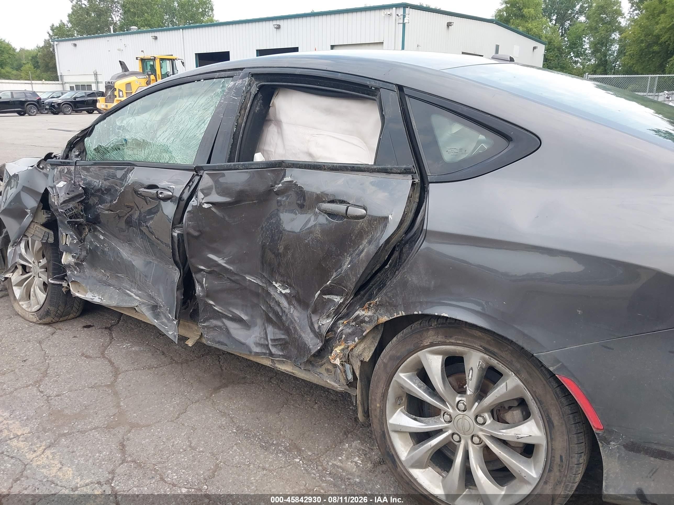 2015 Chrysler 200 S Gray vin: 1C3CCCBB8FN727228