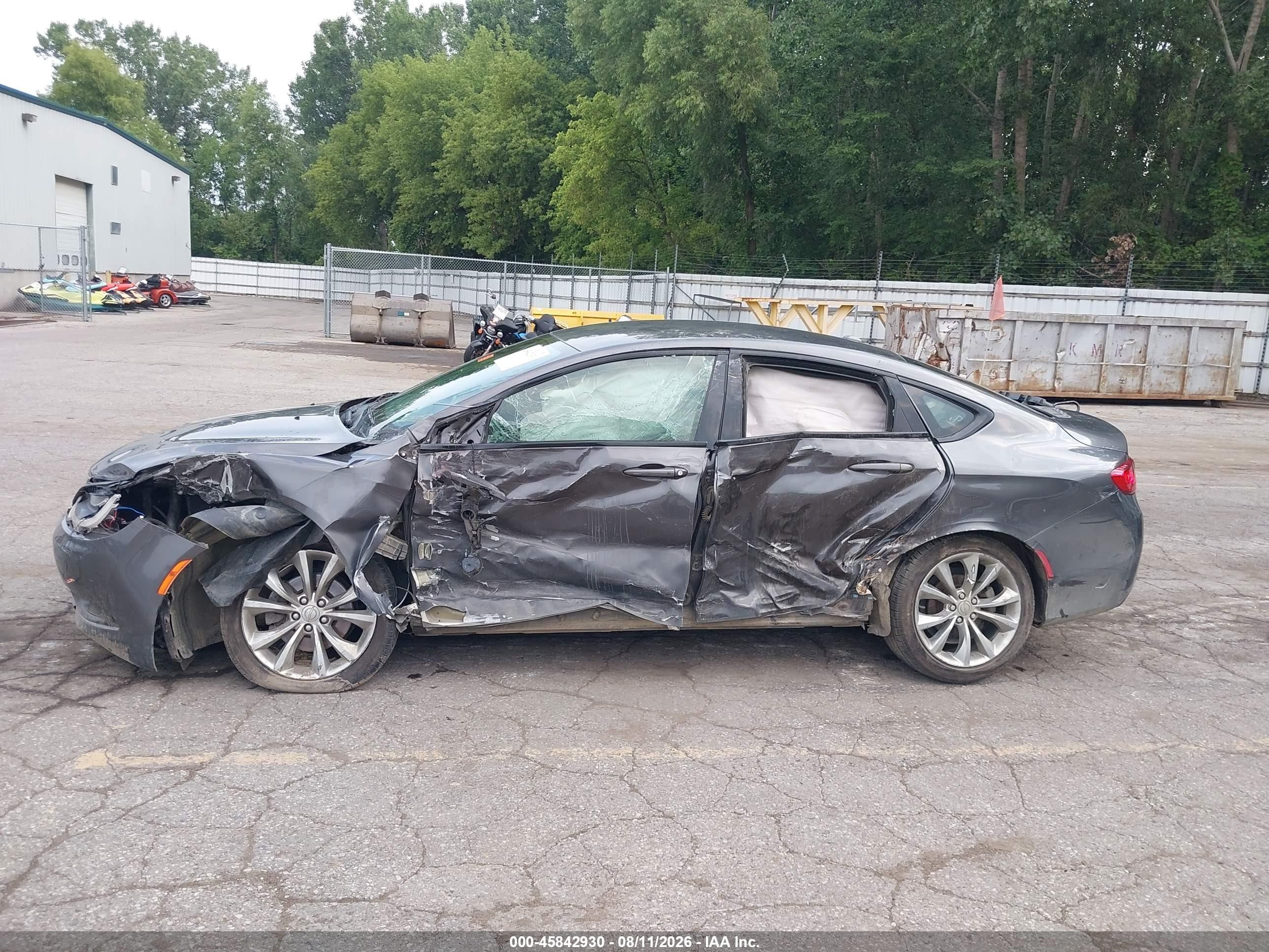 2015 Chrysler 200 S Gray vin: 1C3CCCBB8FN727228