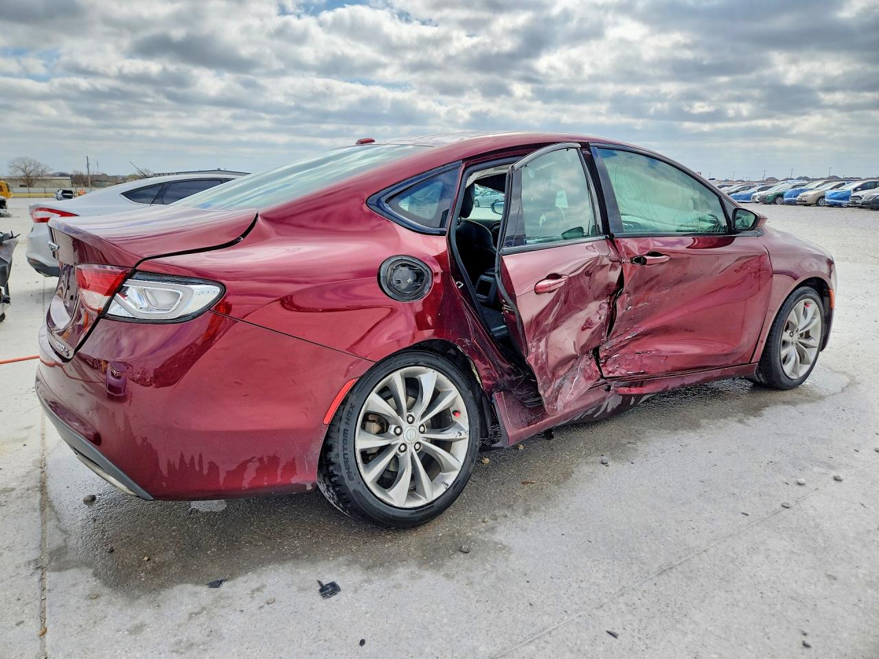 2015 Chrysler 200 S Бордовый vin: 1C3CCCBB9FN560863