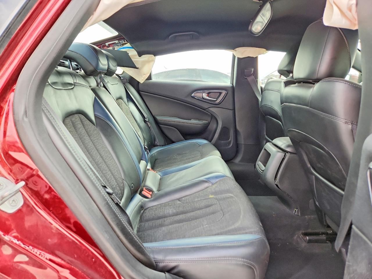 2015 Chrysler 200 S Бордовый vin: 1C3CCCBB9FN560863