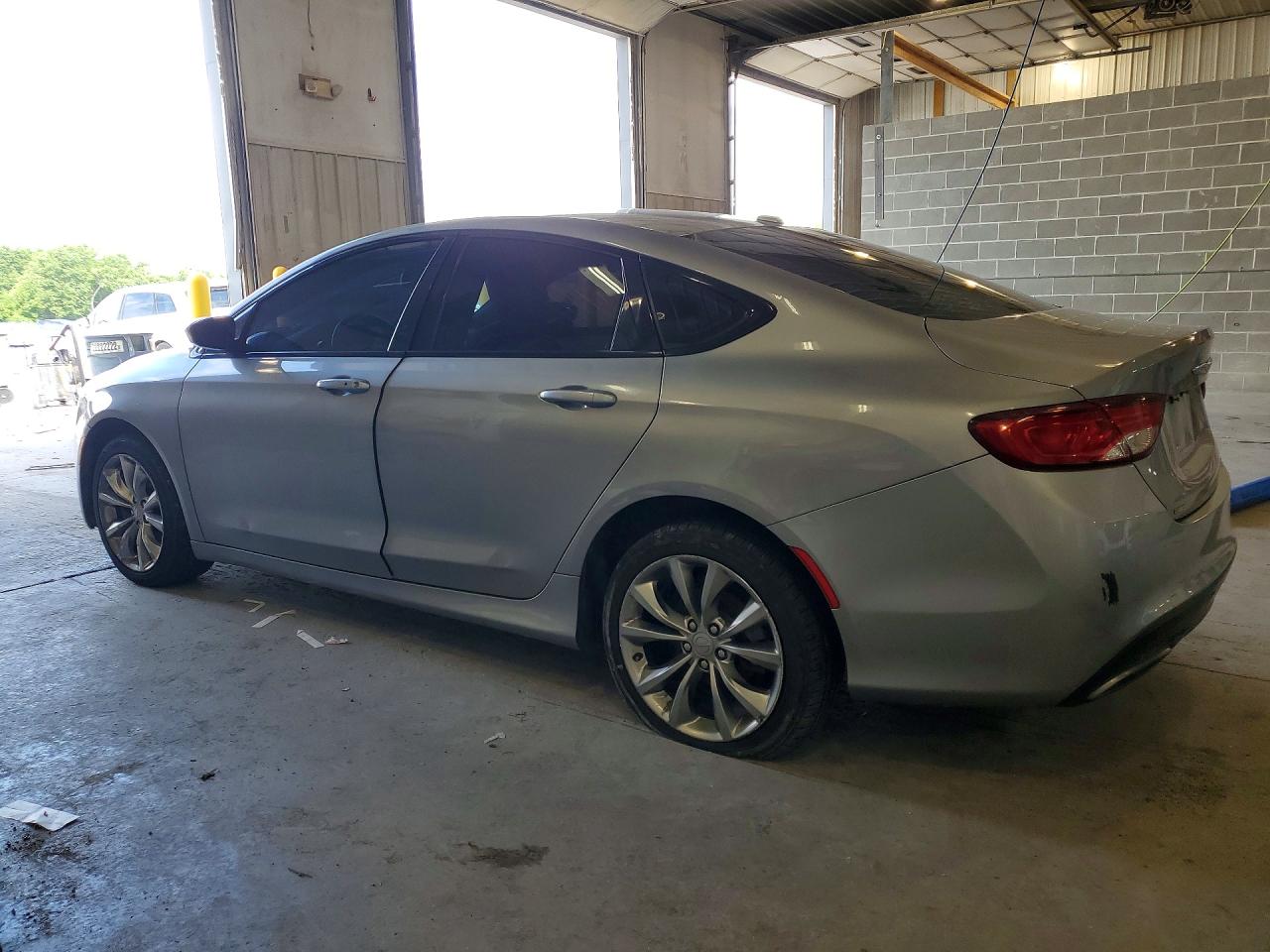 2015 Chrysler 200 S Серебряный vin: 1C3CCCBB9FN585164