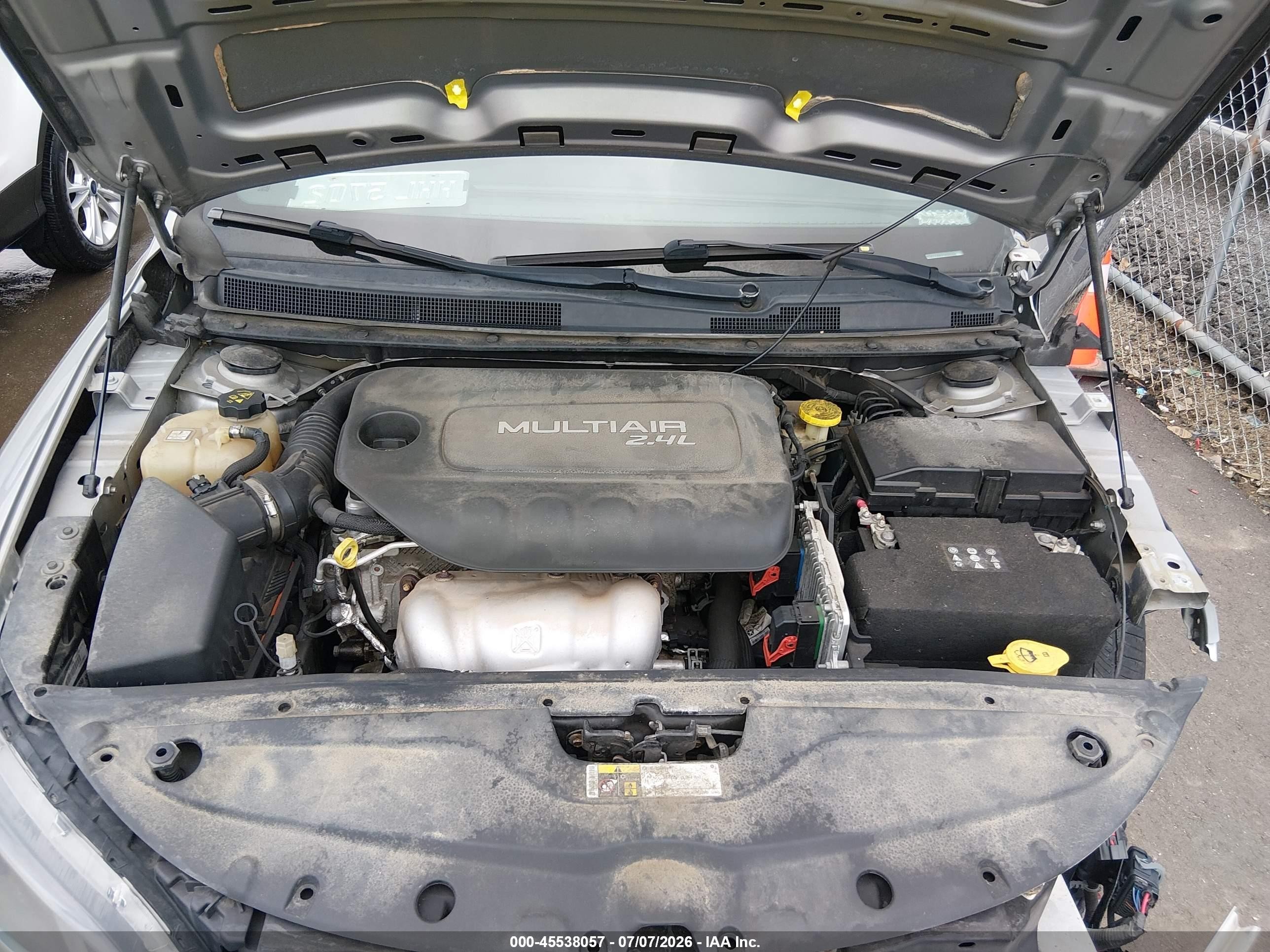 2015 Chrysler 200 S Gray vin: 1C3CCCBB9FN686060
