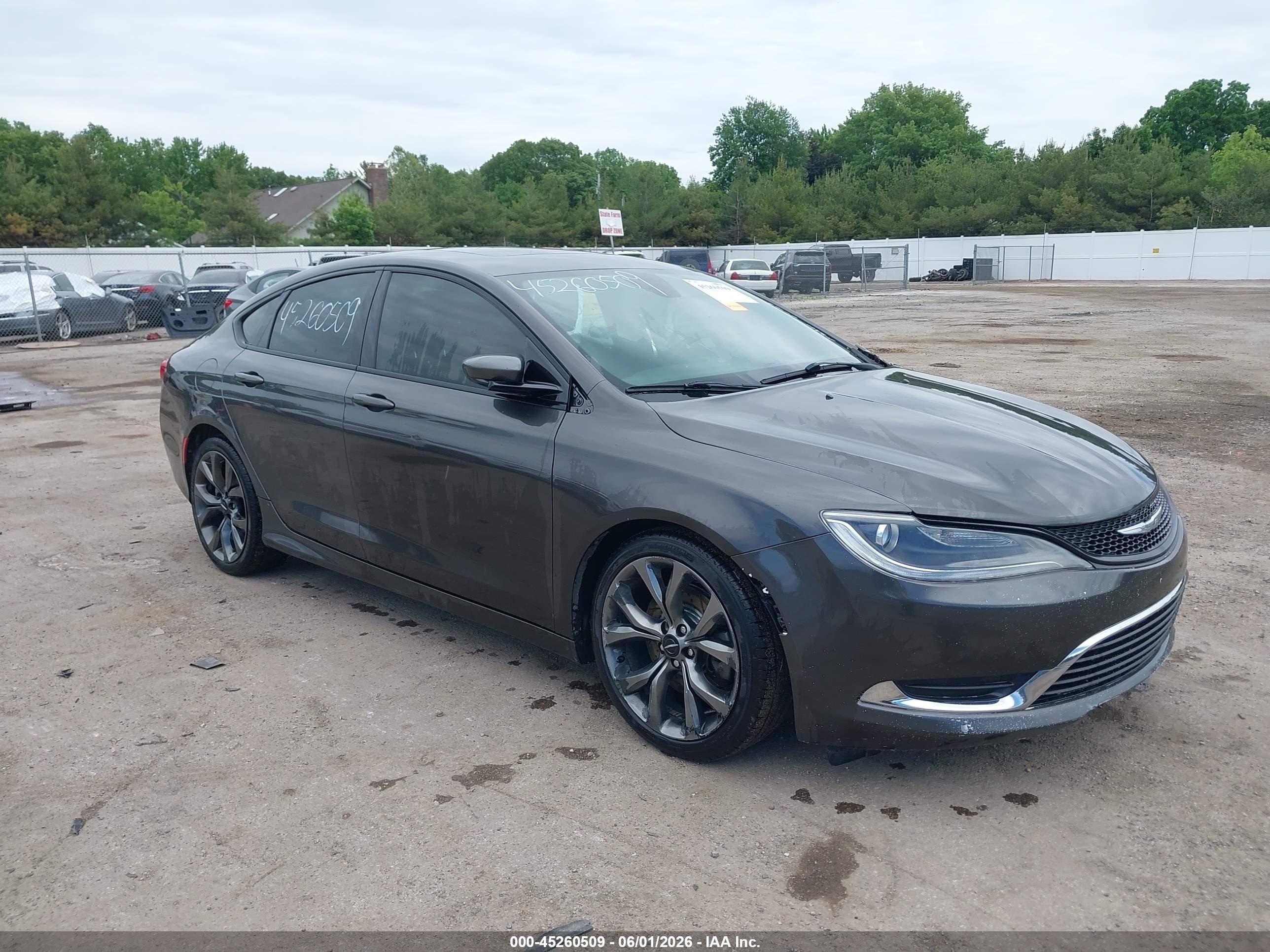 2015 Chrysler 200 S Gray vin: 1C3CCCBBXFN550441