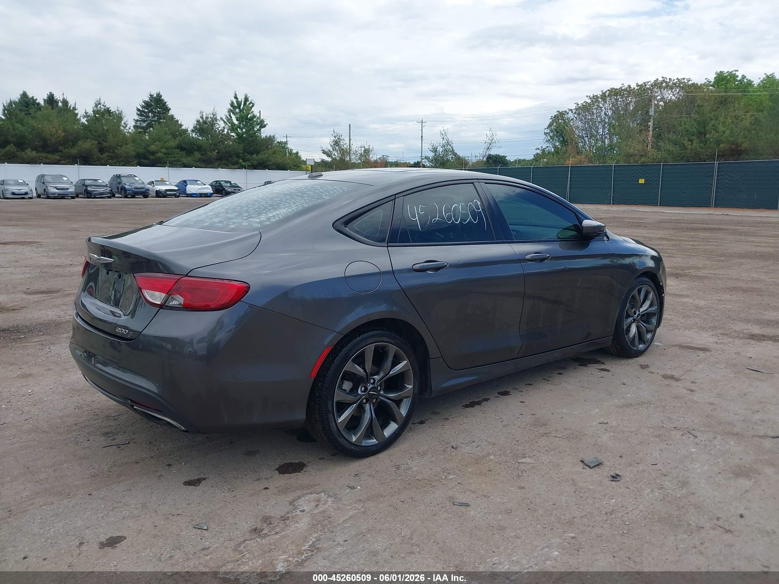 2015 Chrysler 200 S Gray vin: 1C3CCCBBXFN550441