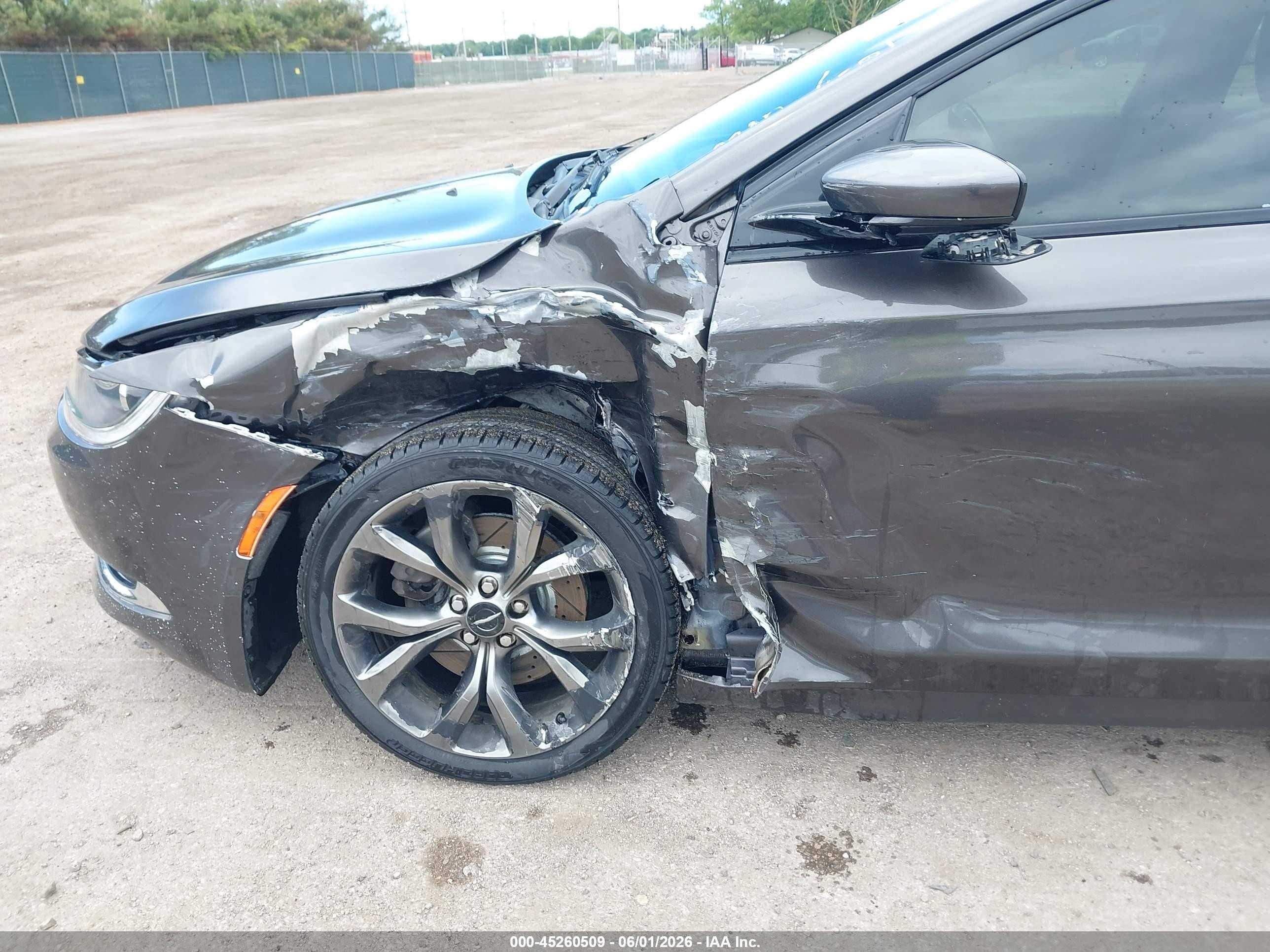 2015 Chrysler 200 S Gray vin: 1C3CCCBBXFN550441