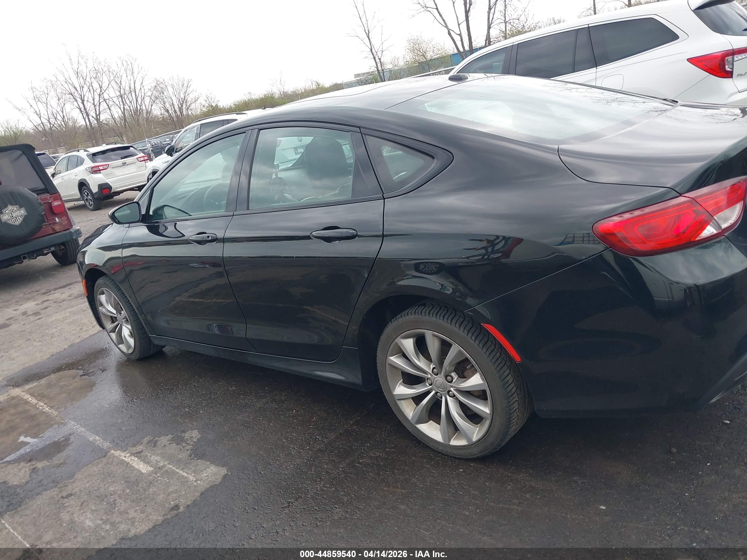 2015 Chrysler 200 S Black vin: 1C3CCCBBXFN759971