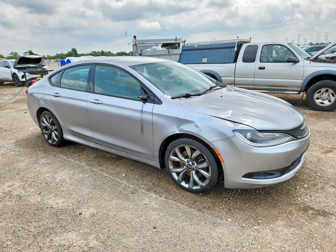 2015 Chrysler 200 S Silver vin: 1C3CCCBG1FN516271