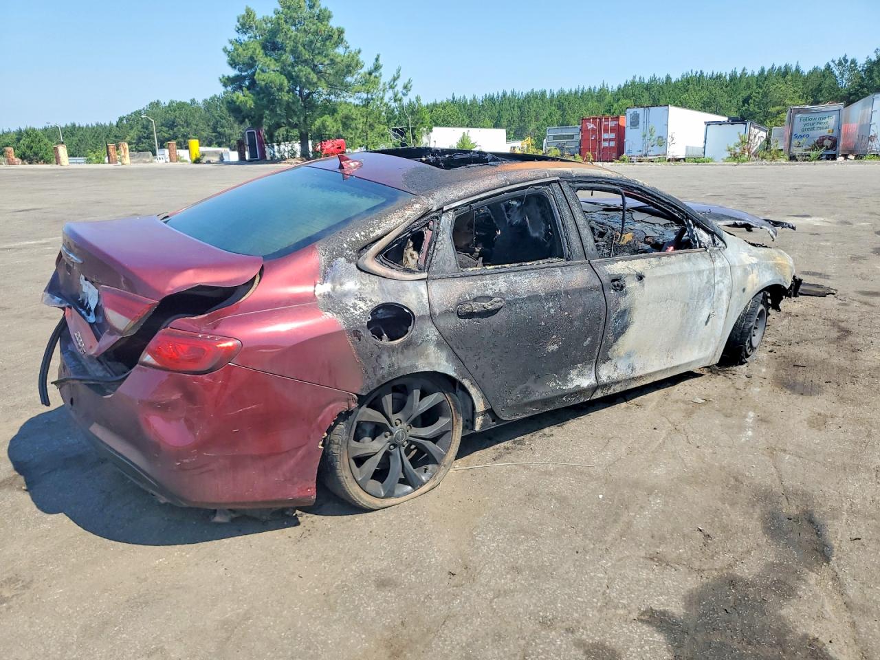 2015 Chrysler 200 S Red vin: 1C3CCCBG1FN551831